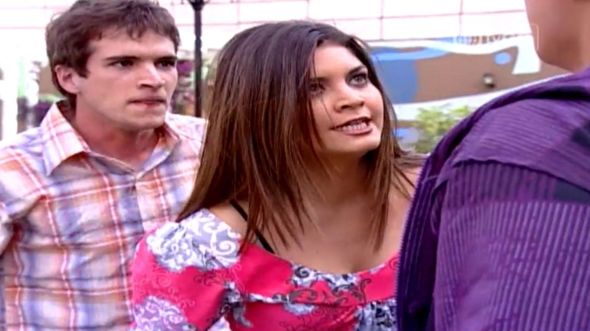Al fondo hay sitio background