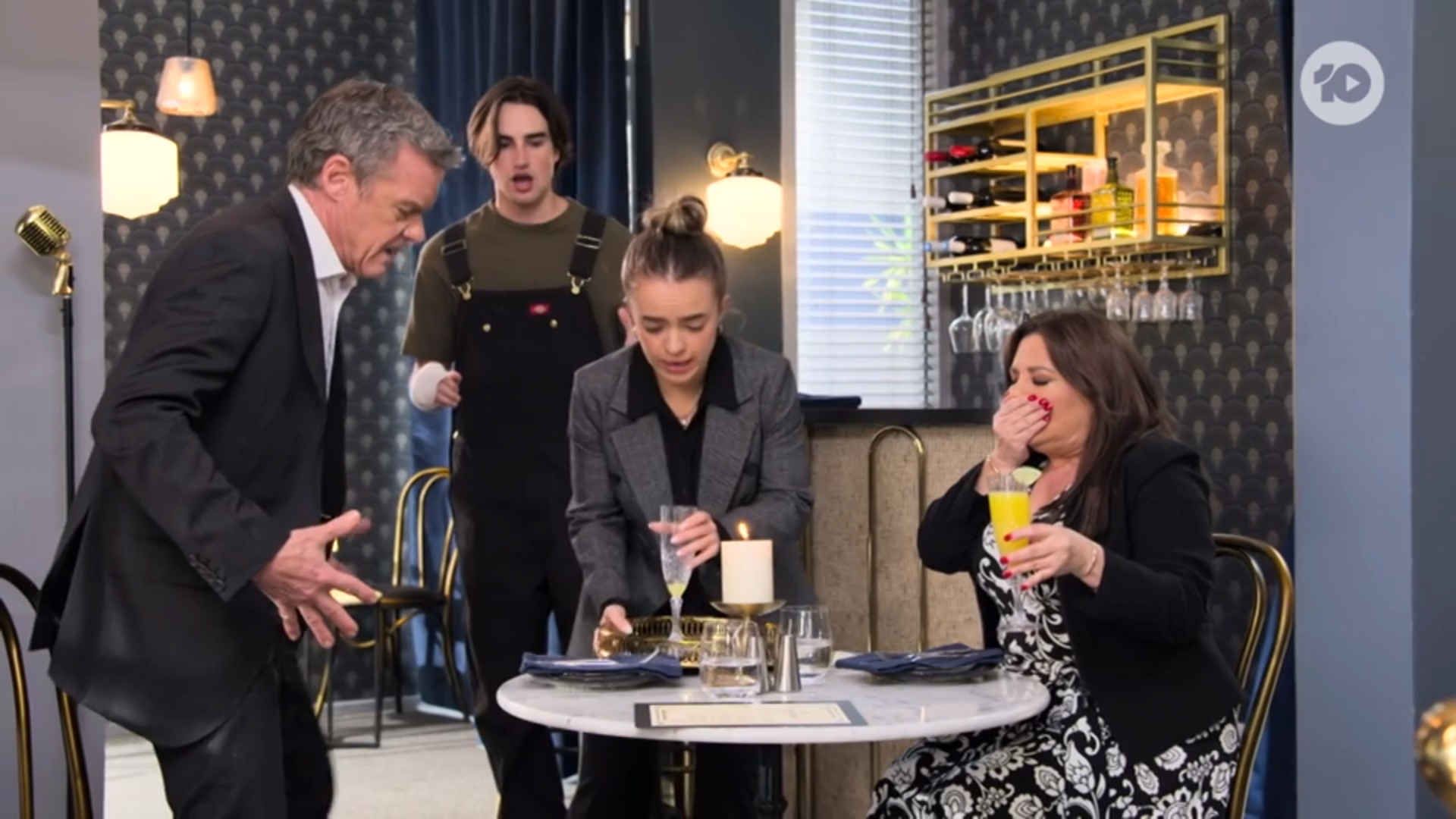 Neighbours background