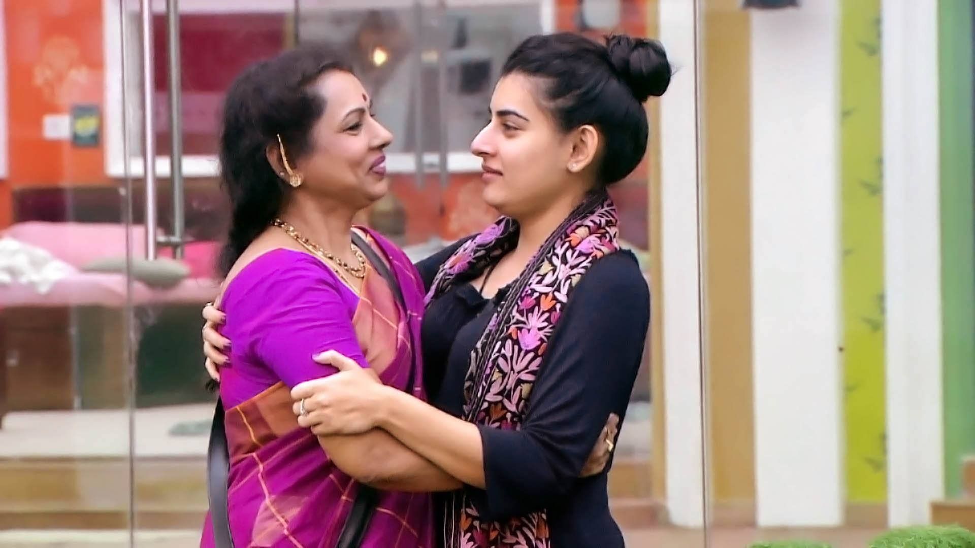 Bigg Boss Telugu background