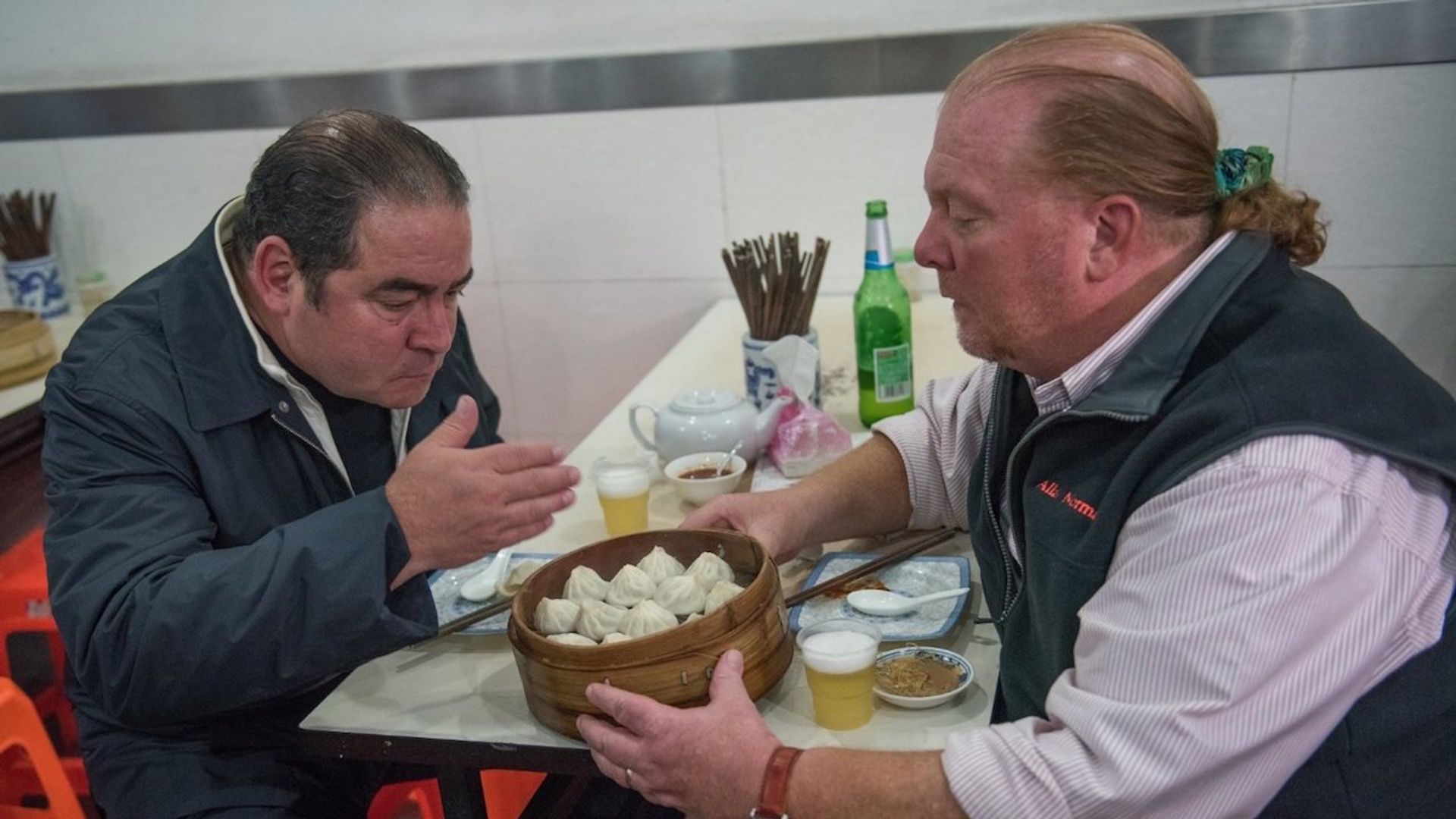 Eat the World with Emeril Lagasse background