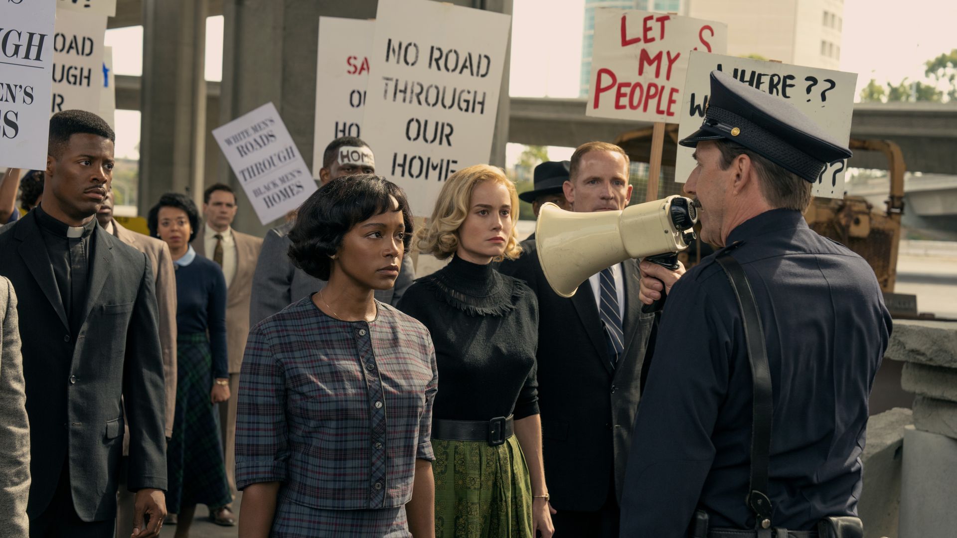 Lessons in Chemistry background