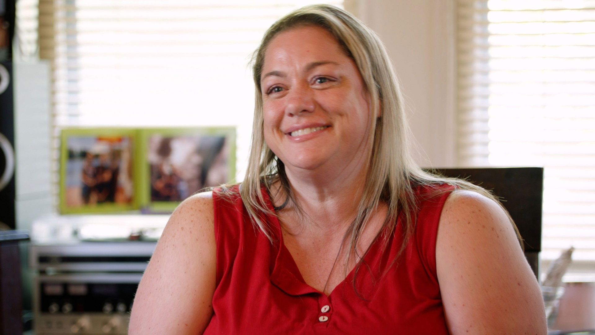 Gentle Art of Swedish Death Cleaning background