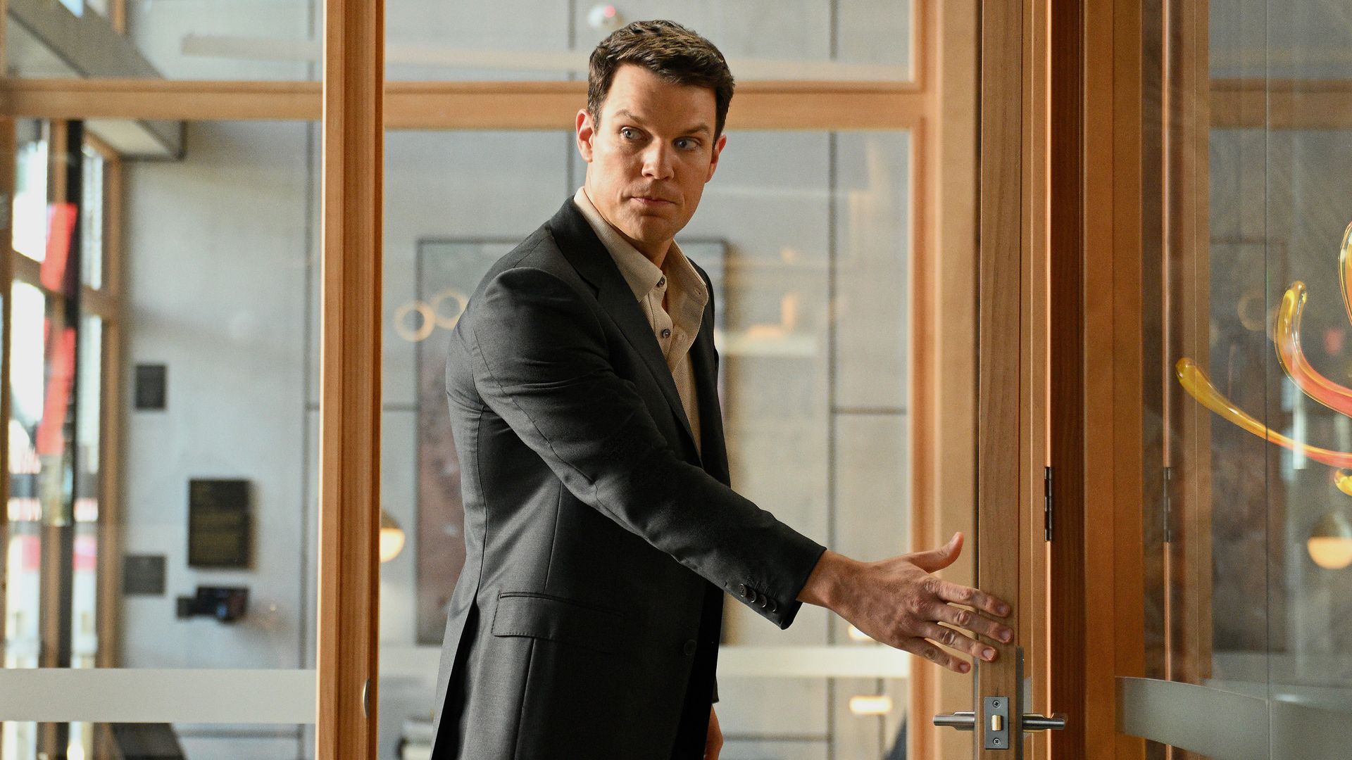 Apples Never Fall background