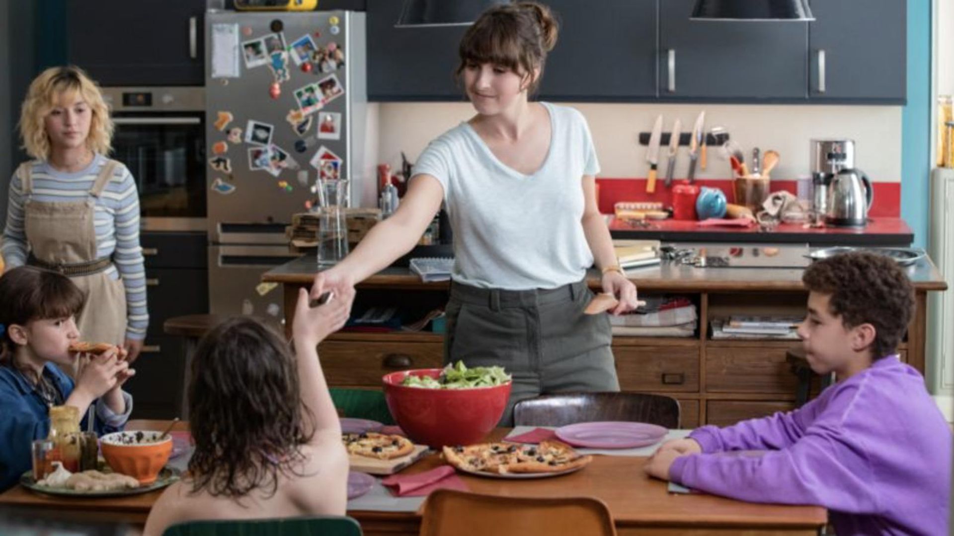 Week-end Family background