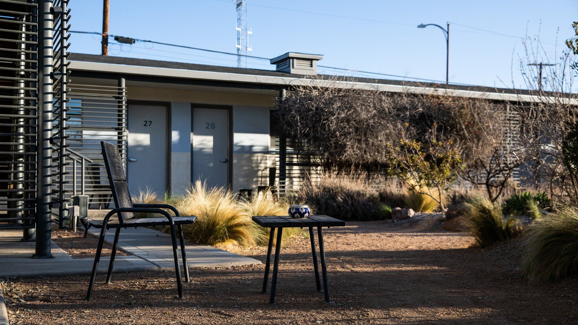 (Re)motel background