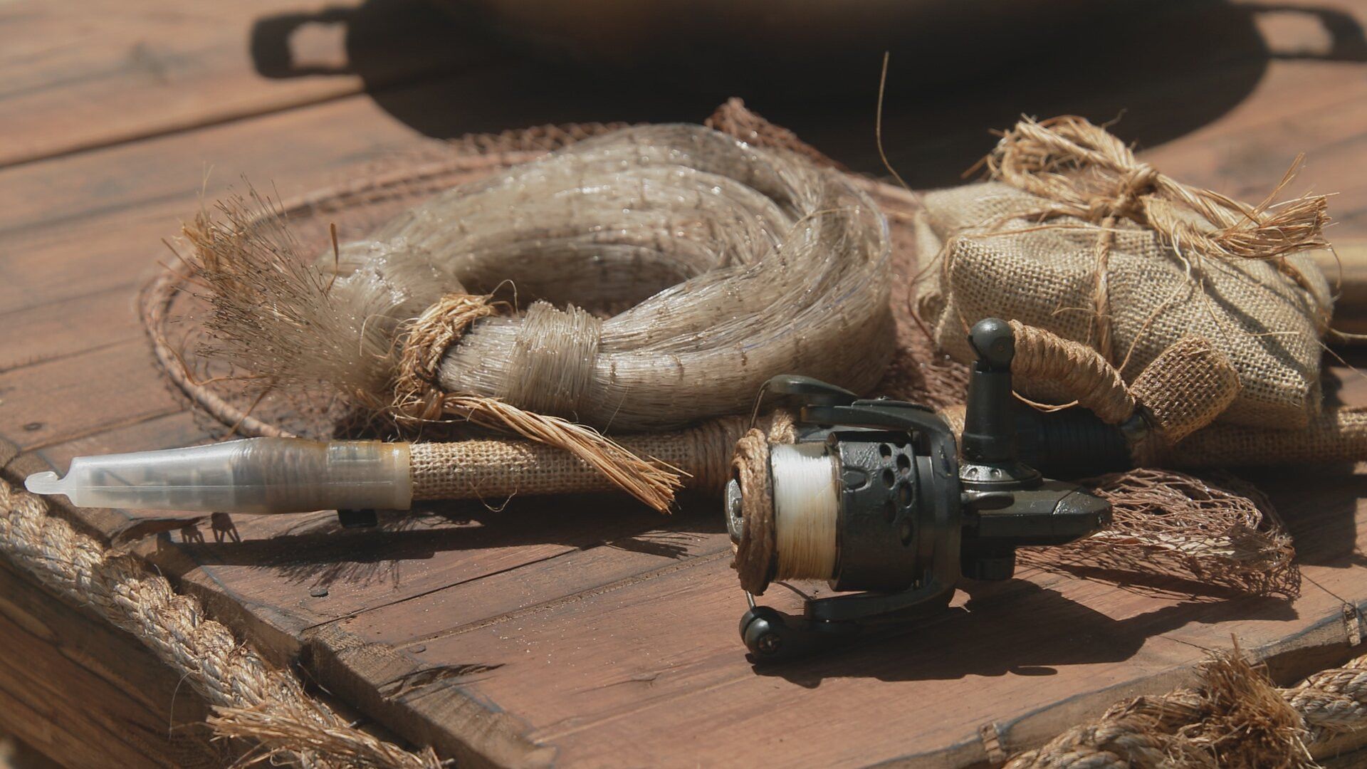 Expedition: Robinson background