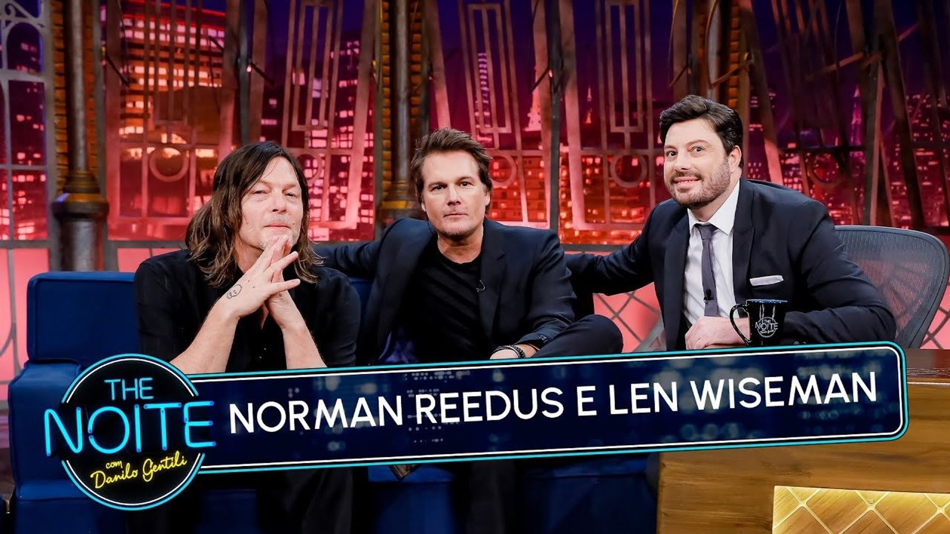 The Noite com Danilo Gentili background