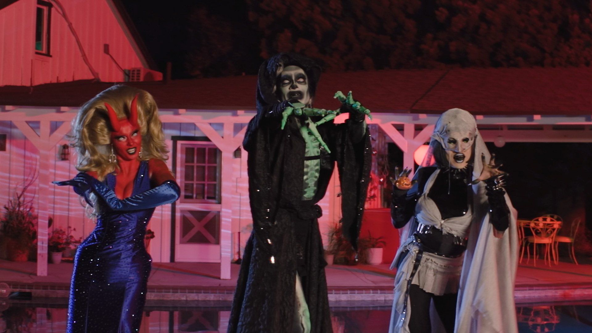 The Boulet Brothers' Dragula: Titans background