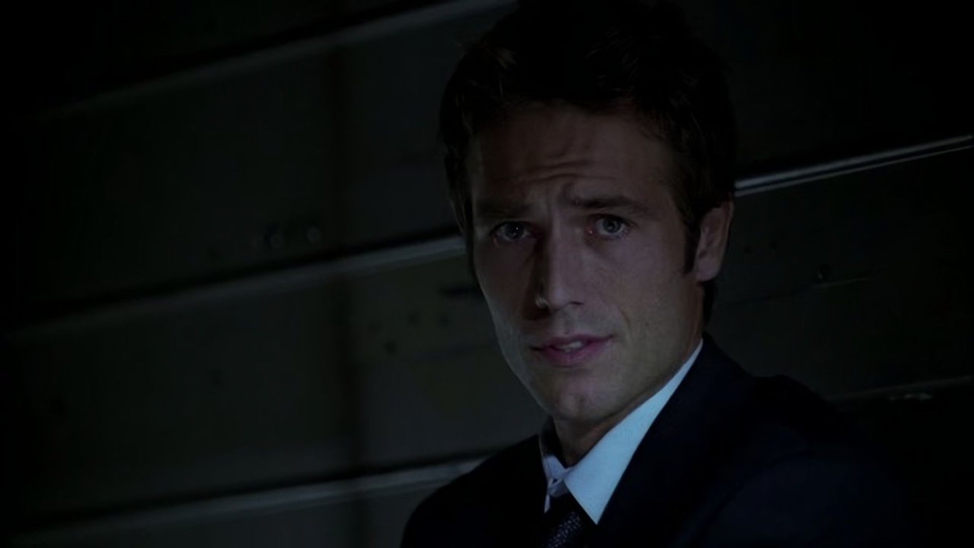 Alias background