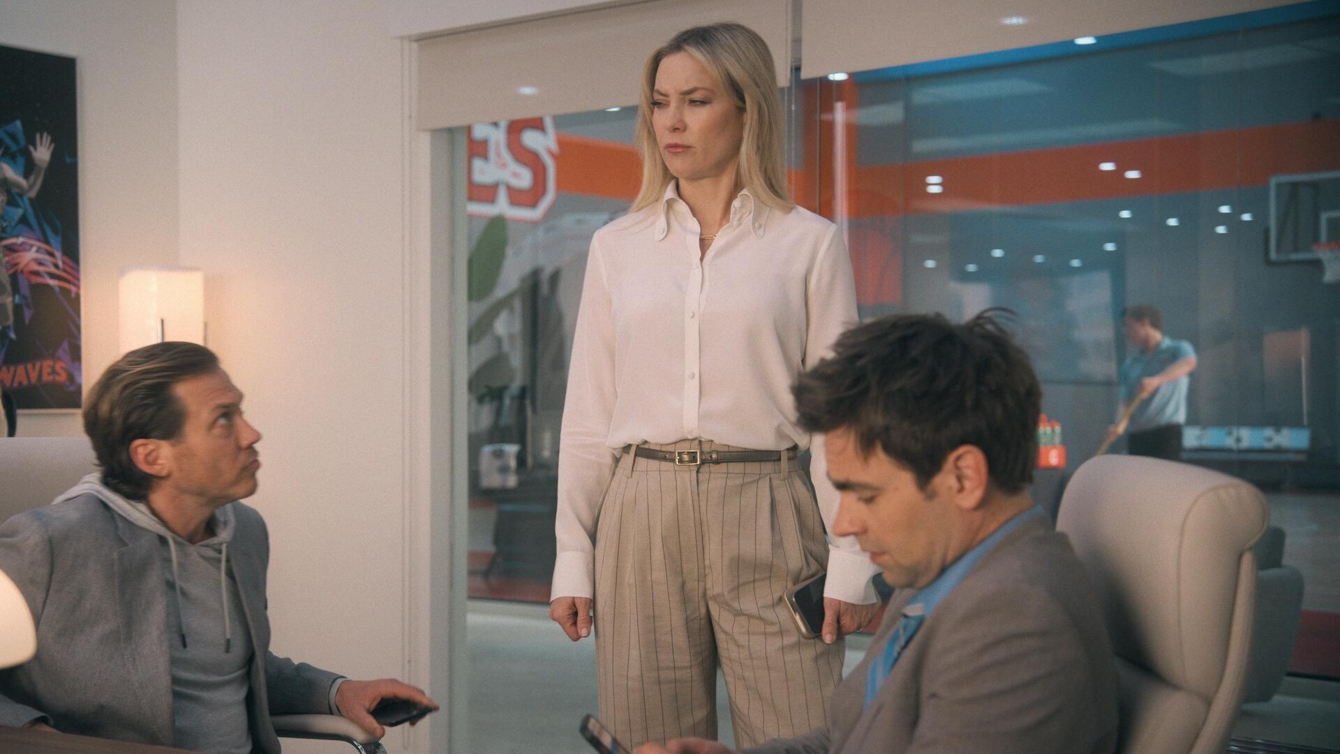 Running Point background