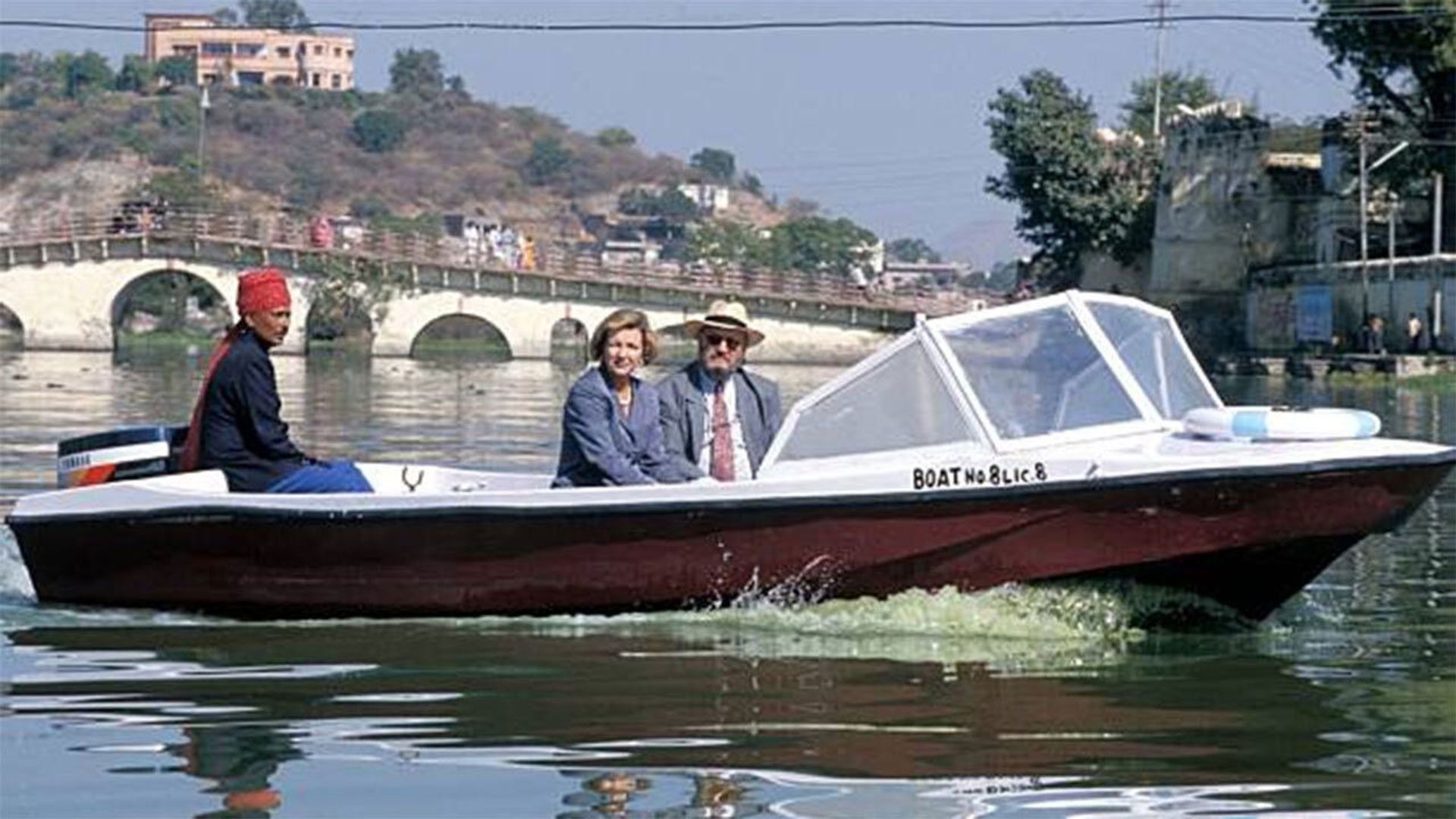 Das Traumschiff background