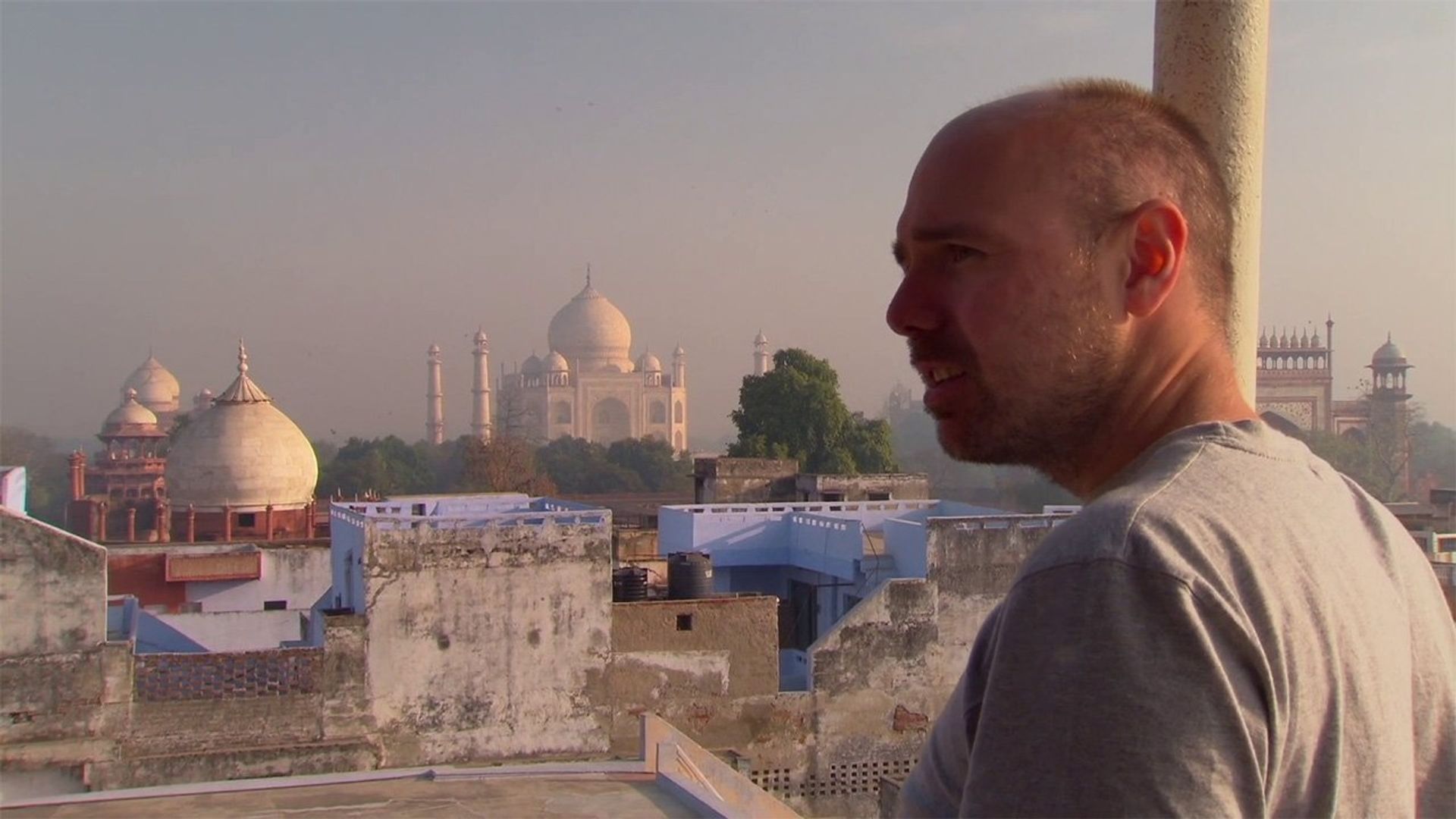 An Idiot Abroad background