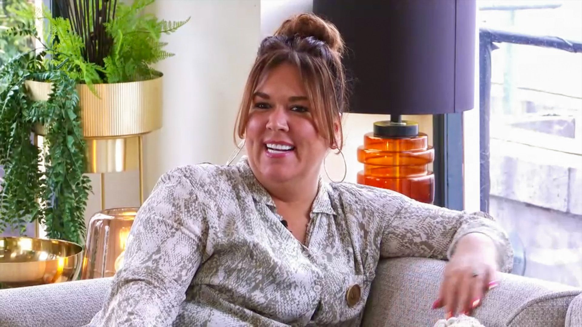 Rise & Fall background