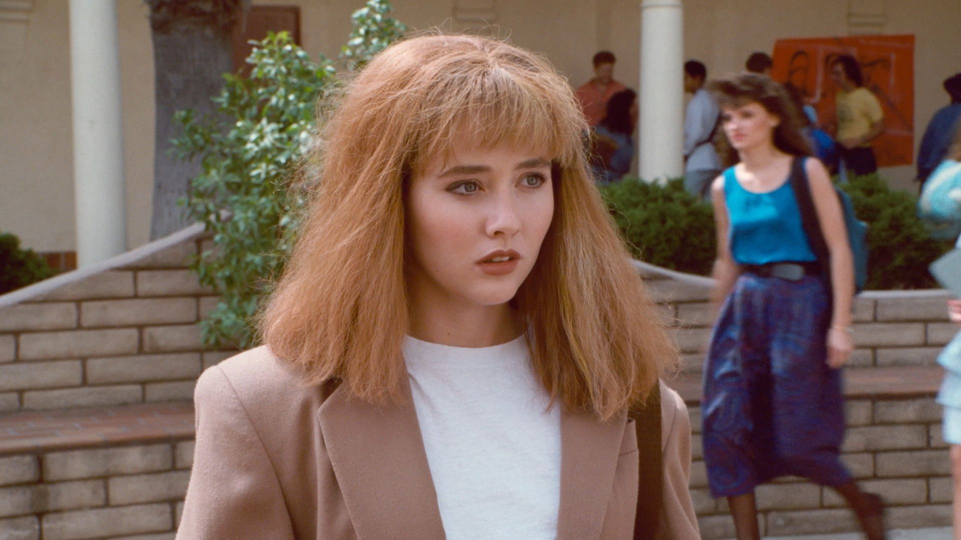 Beverly Hills, 90210 background