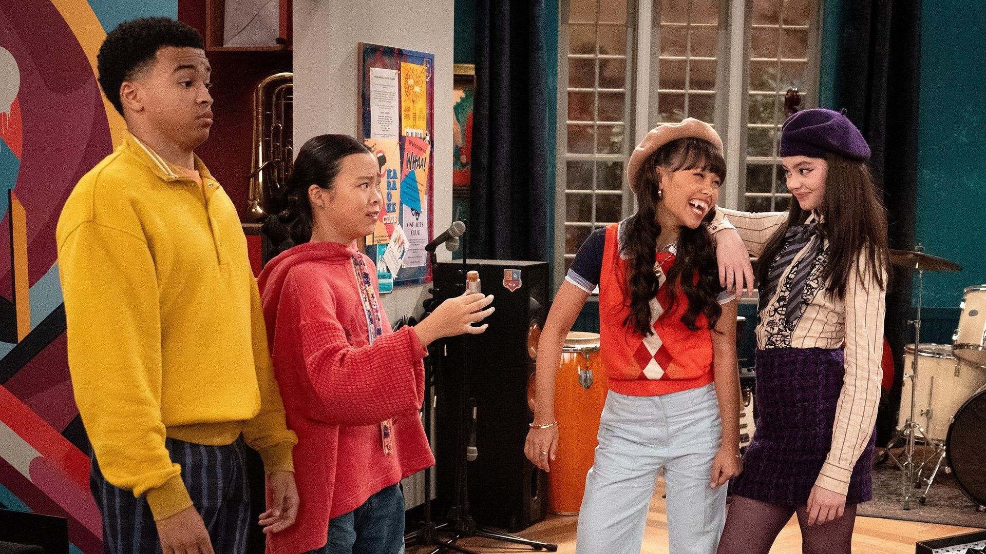 Vampirina: Teenage Vampire background