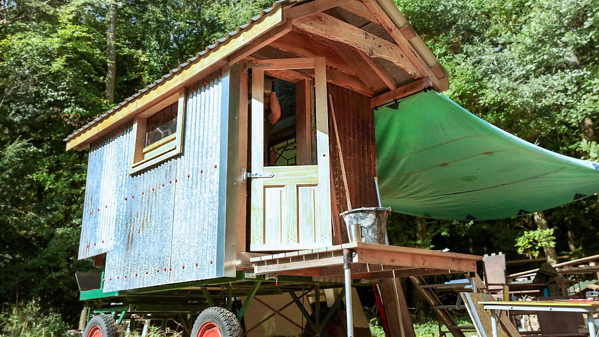 My Unique B&B background