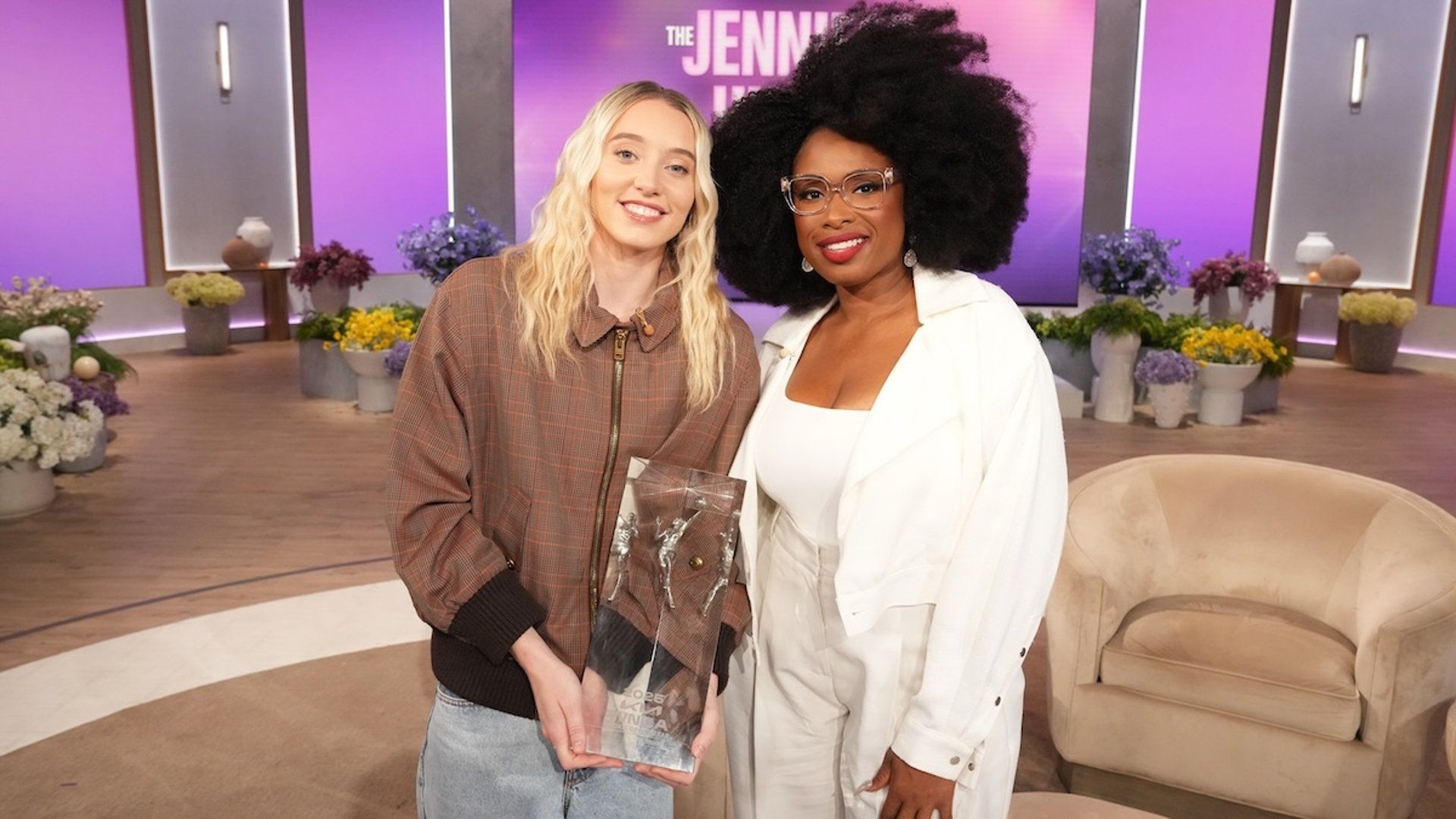 The Jennifer Hudson Show background