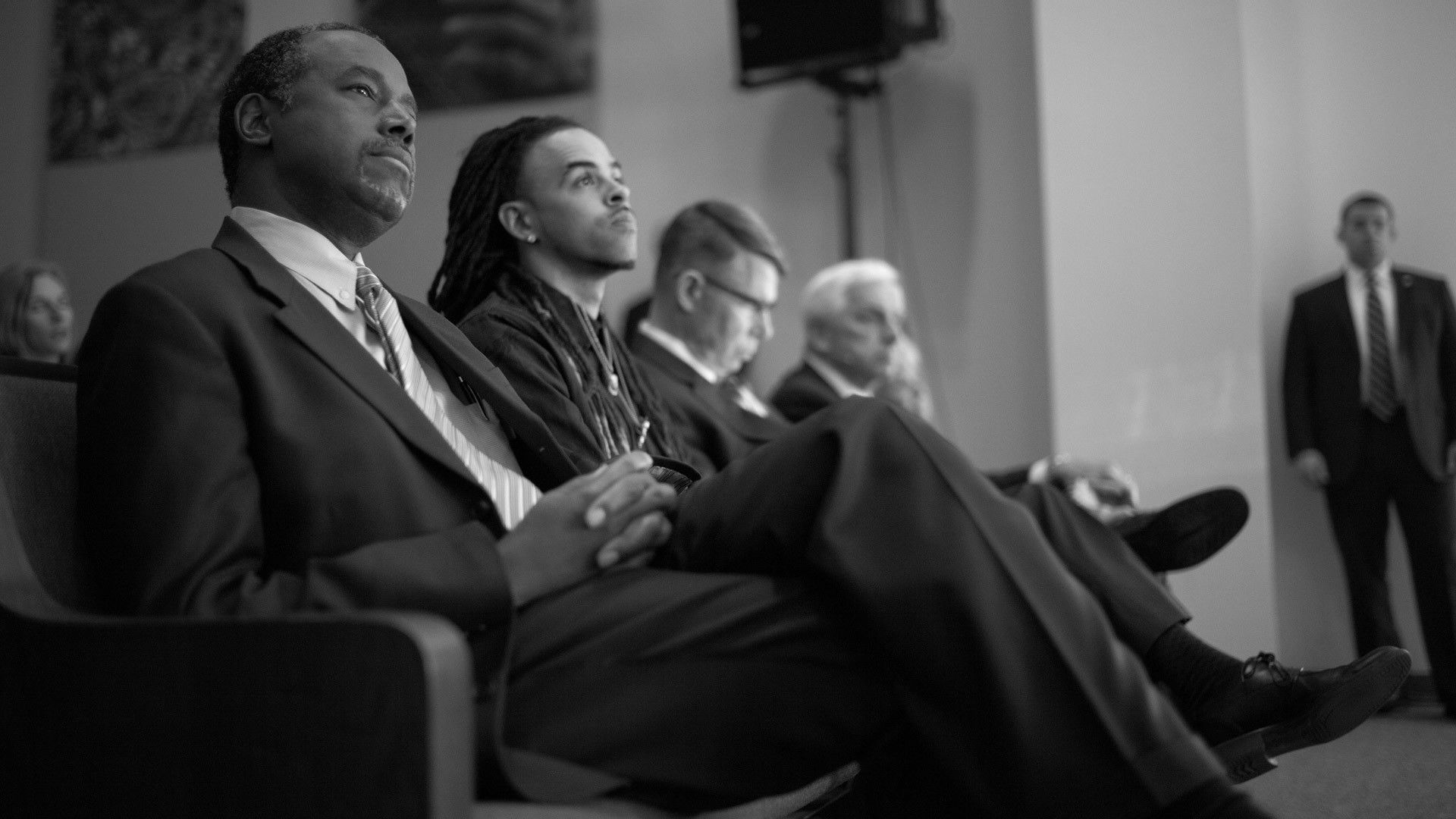 The Circus: Inside the Greatest Political Show on Earth background