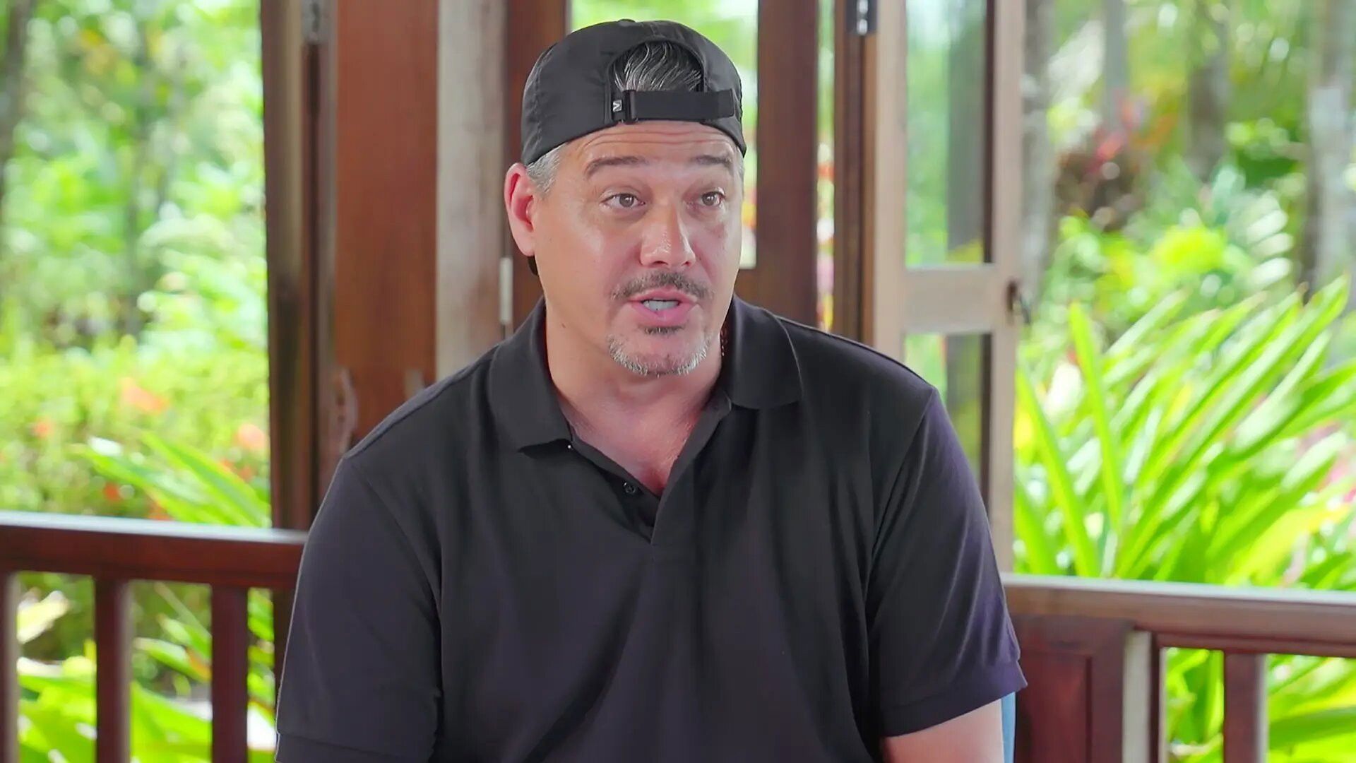 Deal or No Deal Island After Show with Boston Rob background