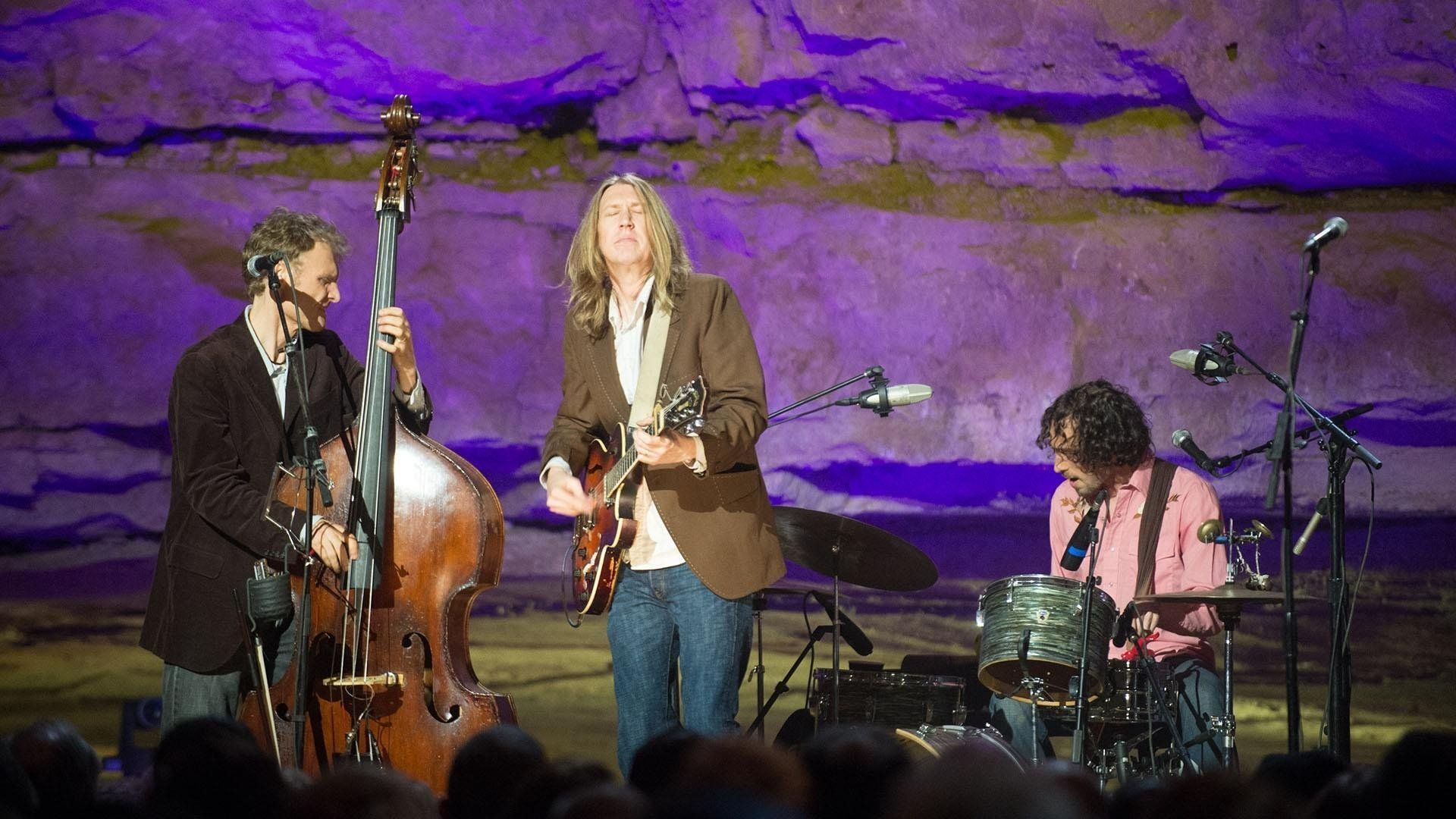 Bluegrass Underground background