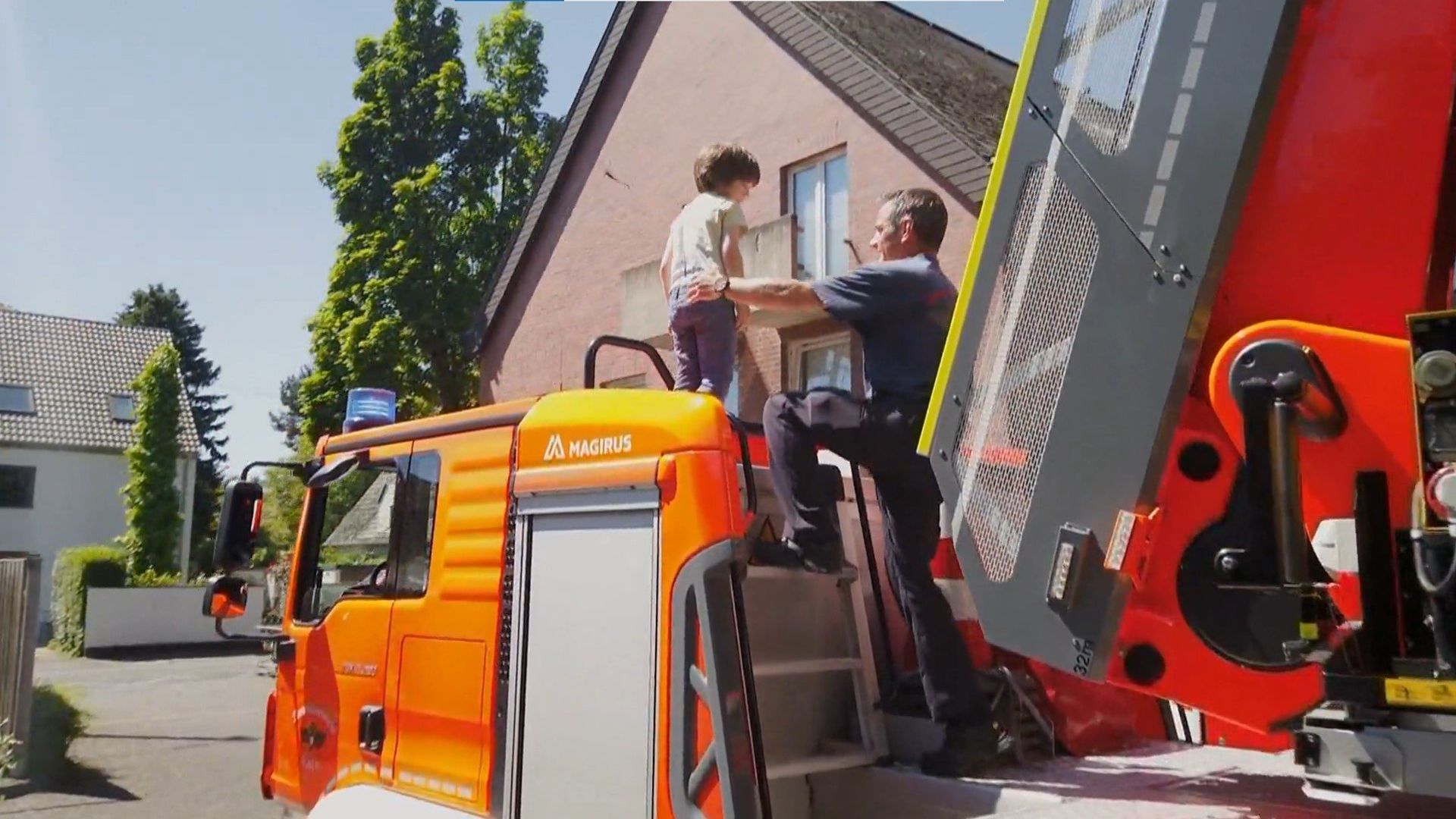 Die Sendung mit dem Elefanten background