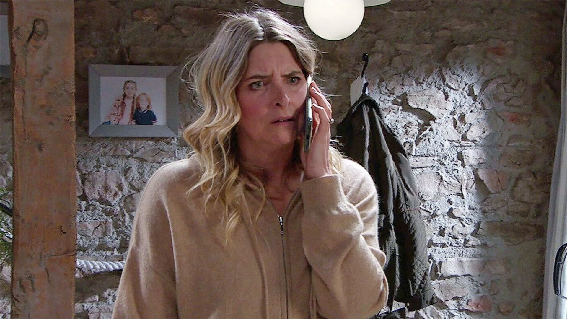 Emmerdale background
