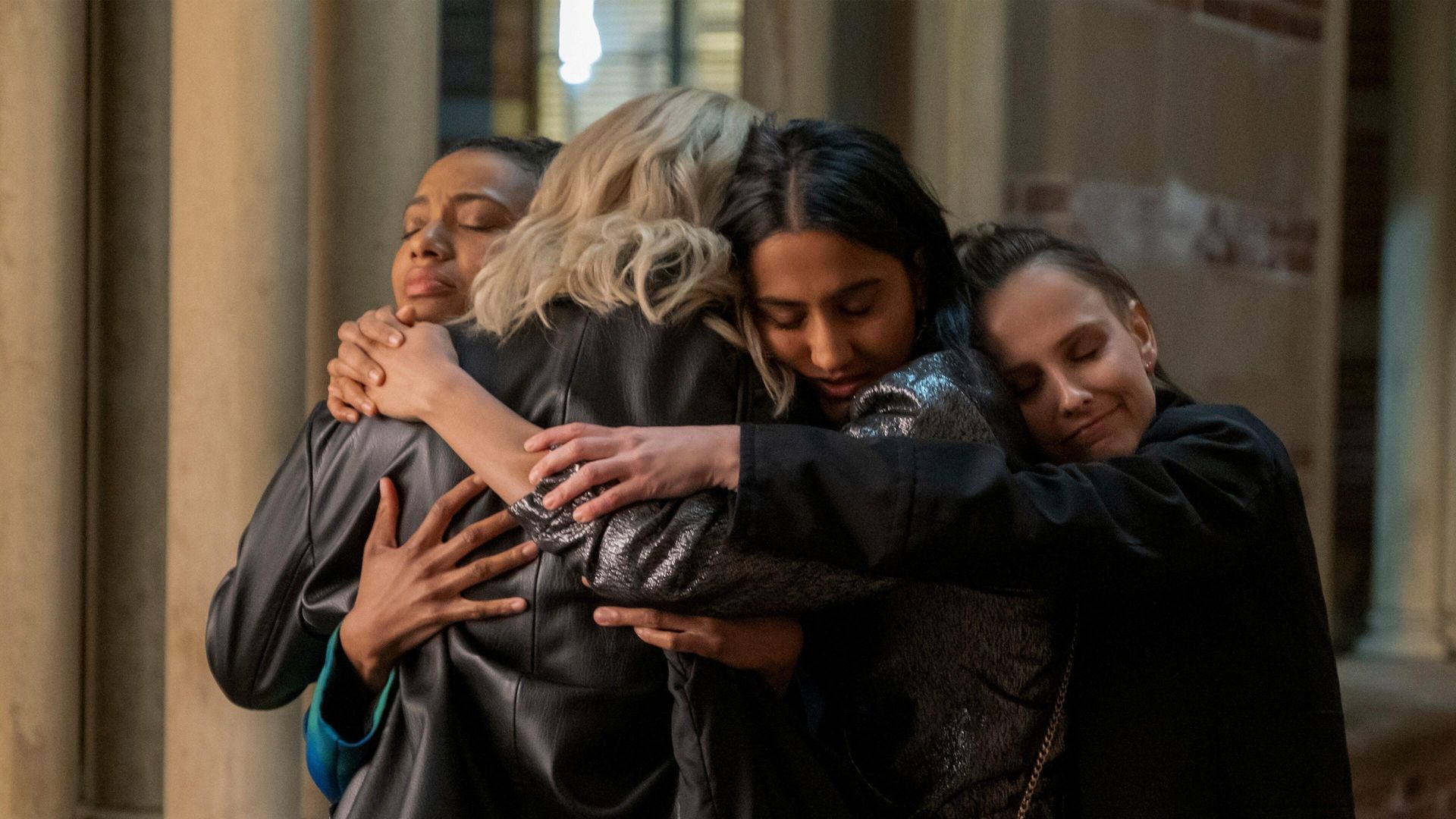 The Sex Lives of College Girls background