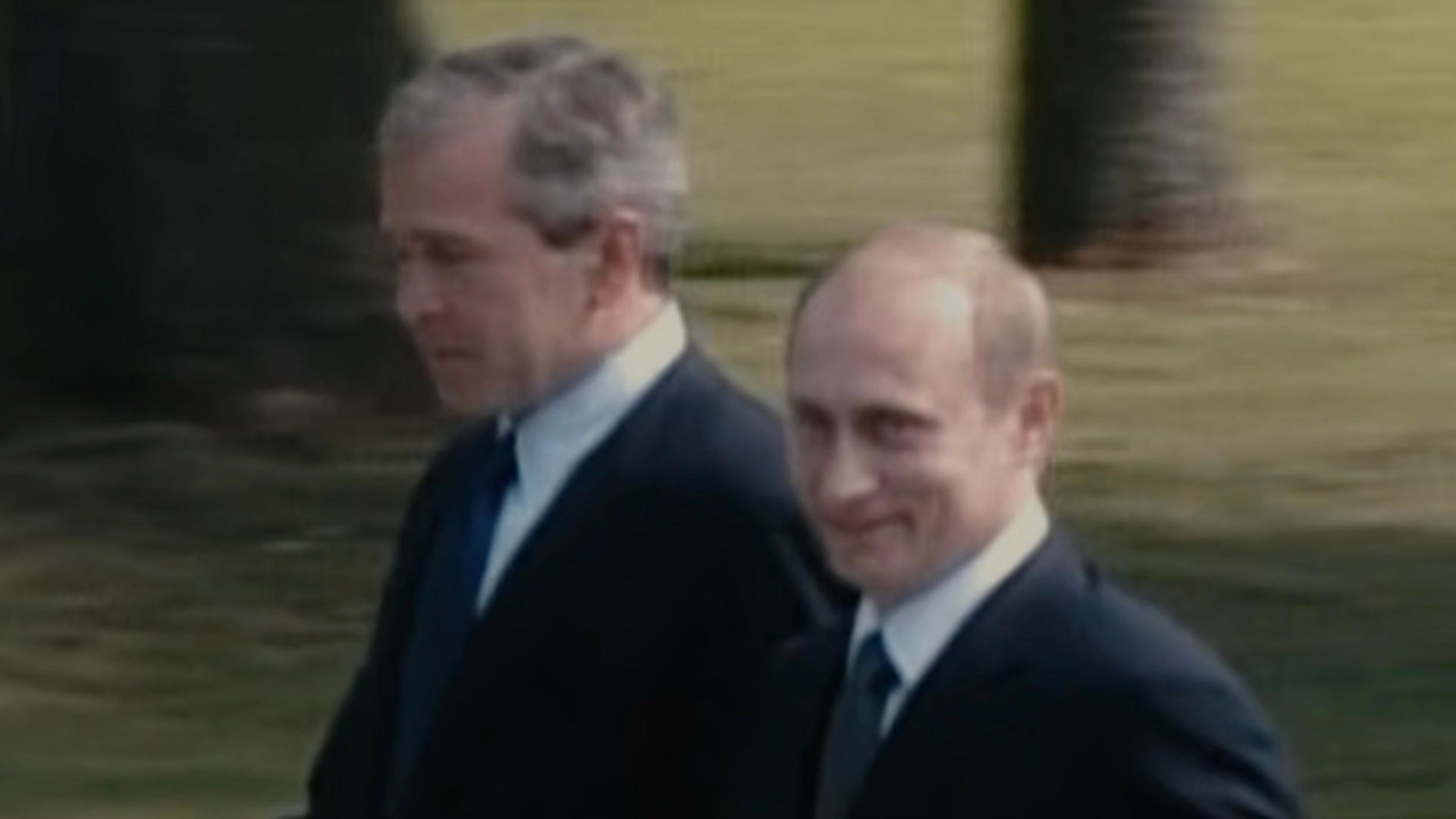 Turning Point: The Bomb and the Cold War background