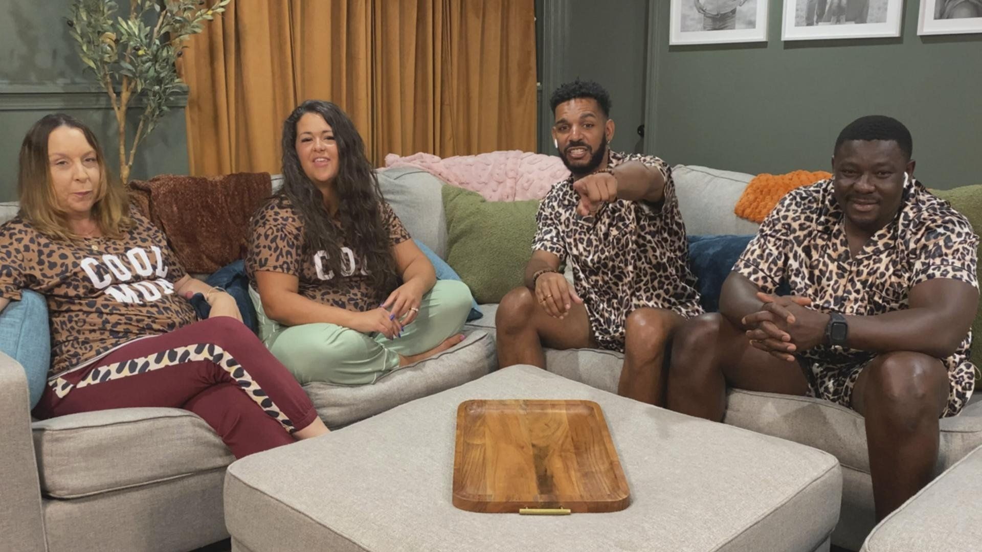 90 Day Fiancé: Pillow Talk background