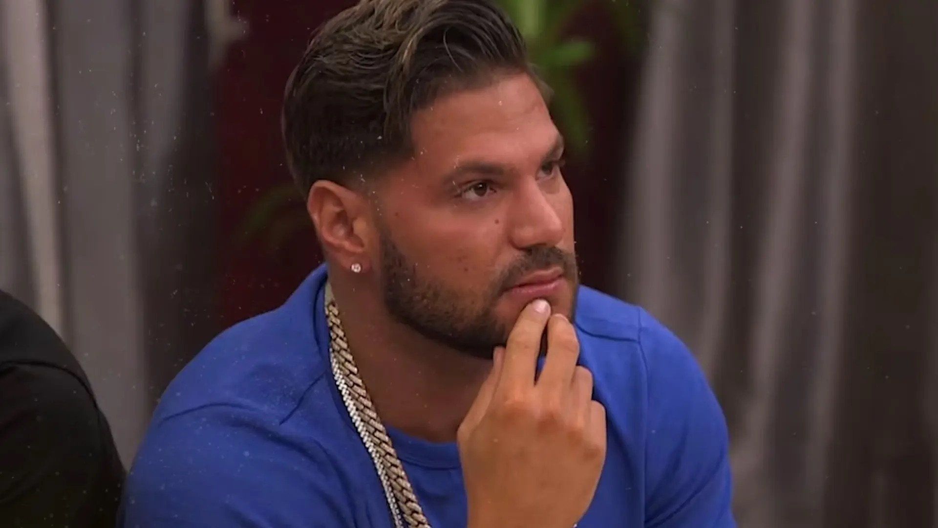 Jersey Shore Family Vacation background