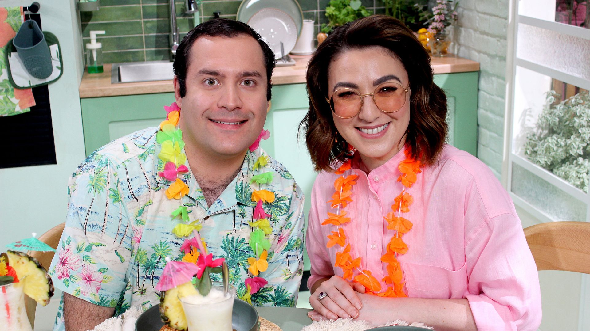 A Bite to Eat with Alice background