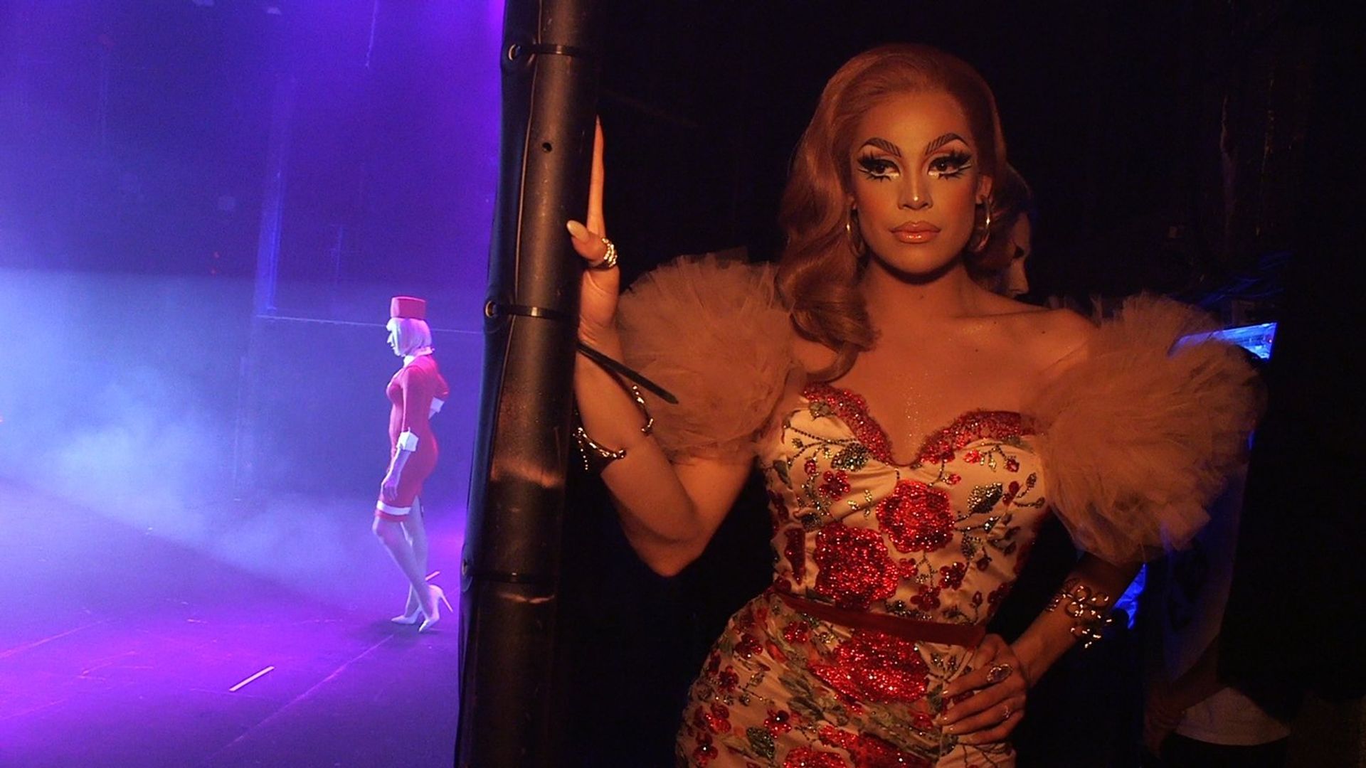Werq the World background