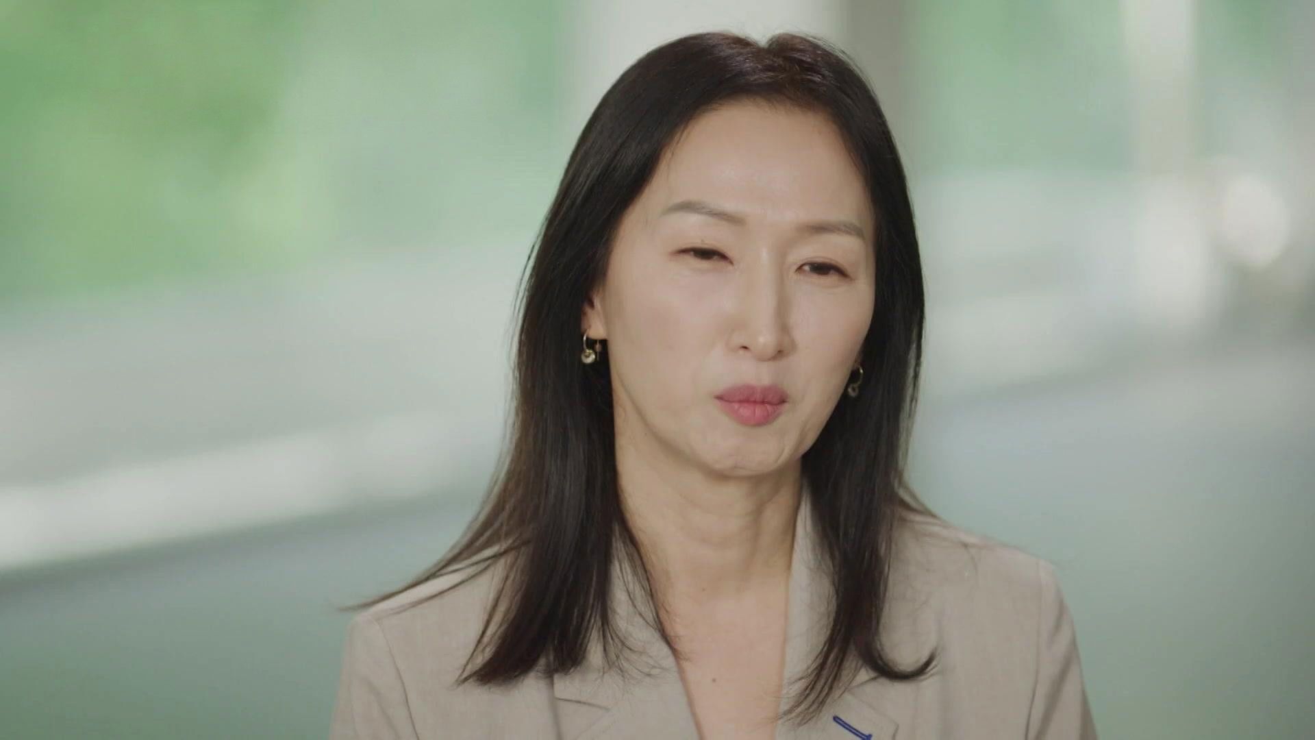 You Quiz on the Block background