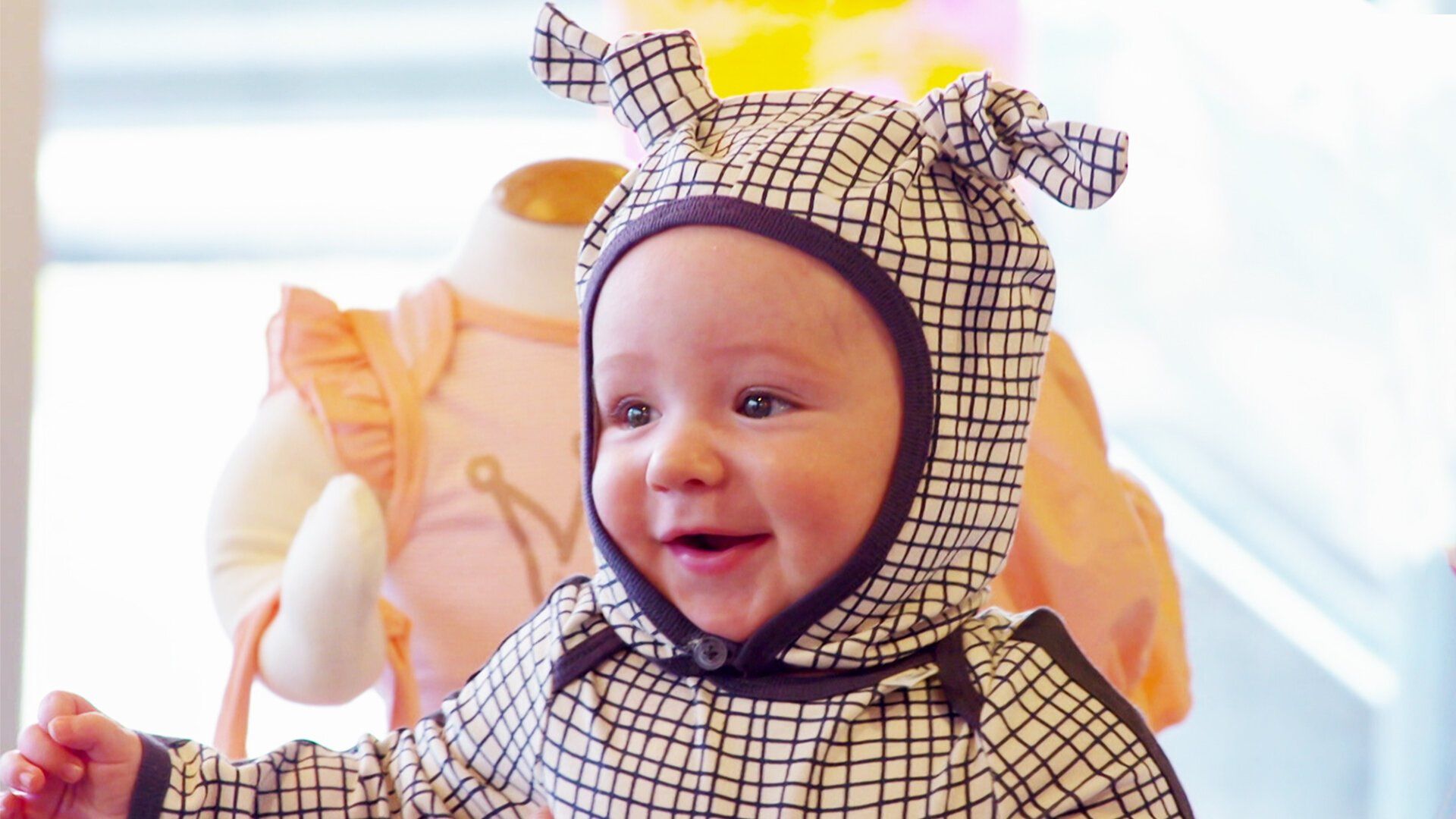 Yummy Mummies background