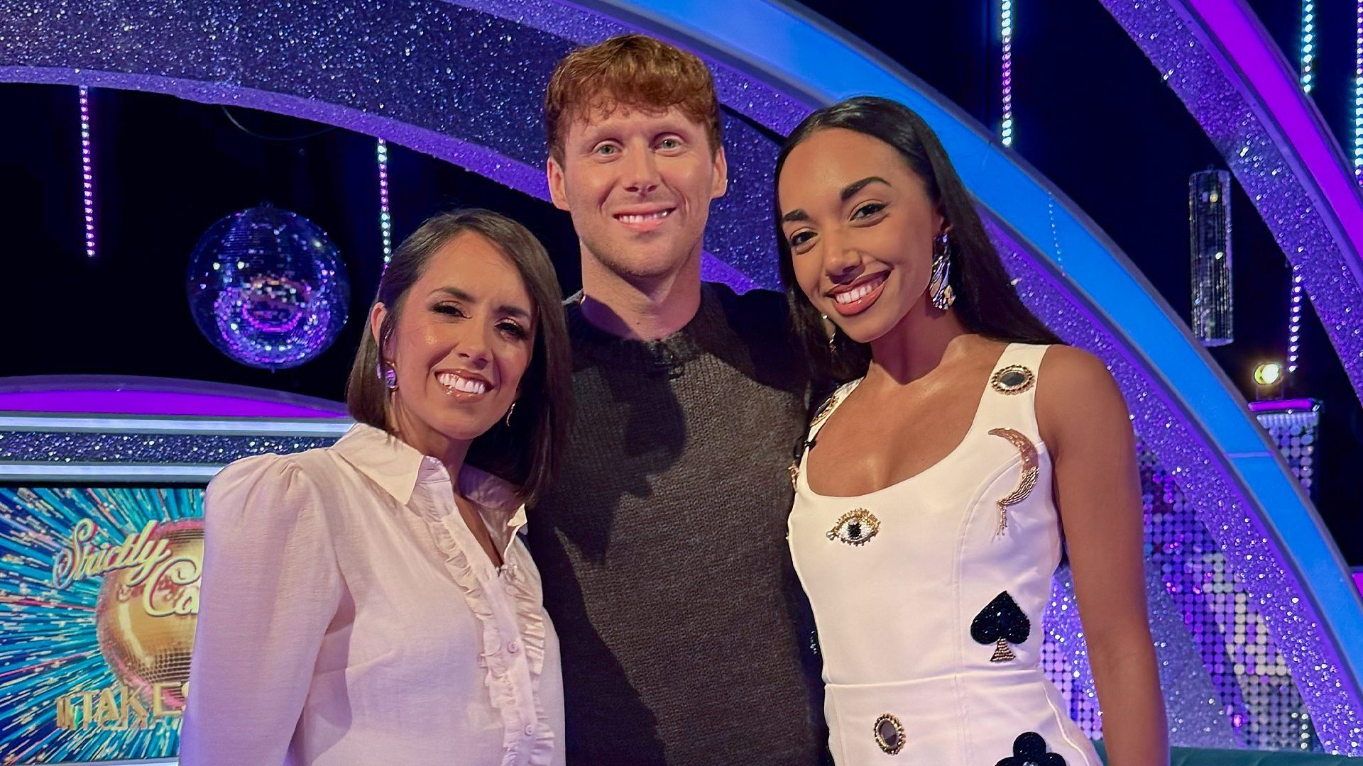 Strictly Come Dancing: It Takes Two background