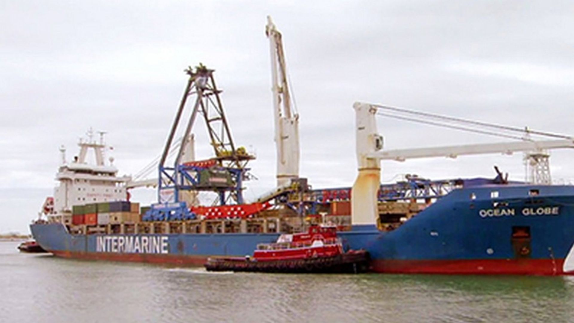 Mega Shippers background