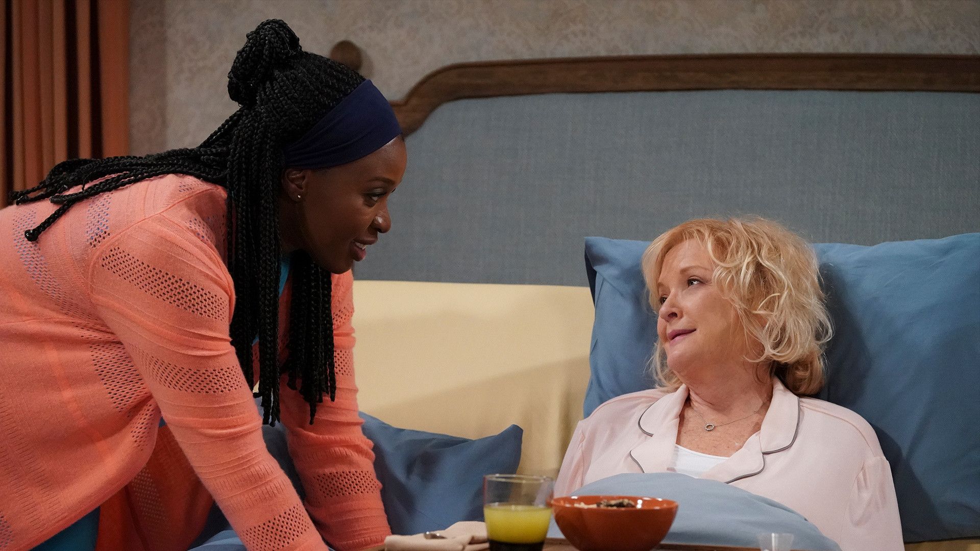 Bob Hearts Abishola background