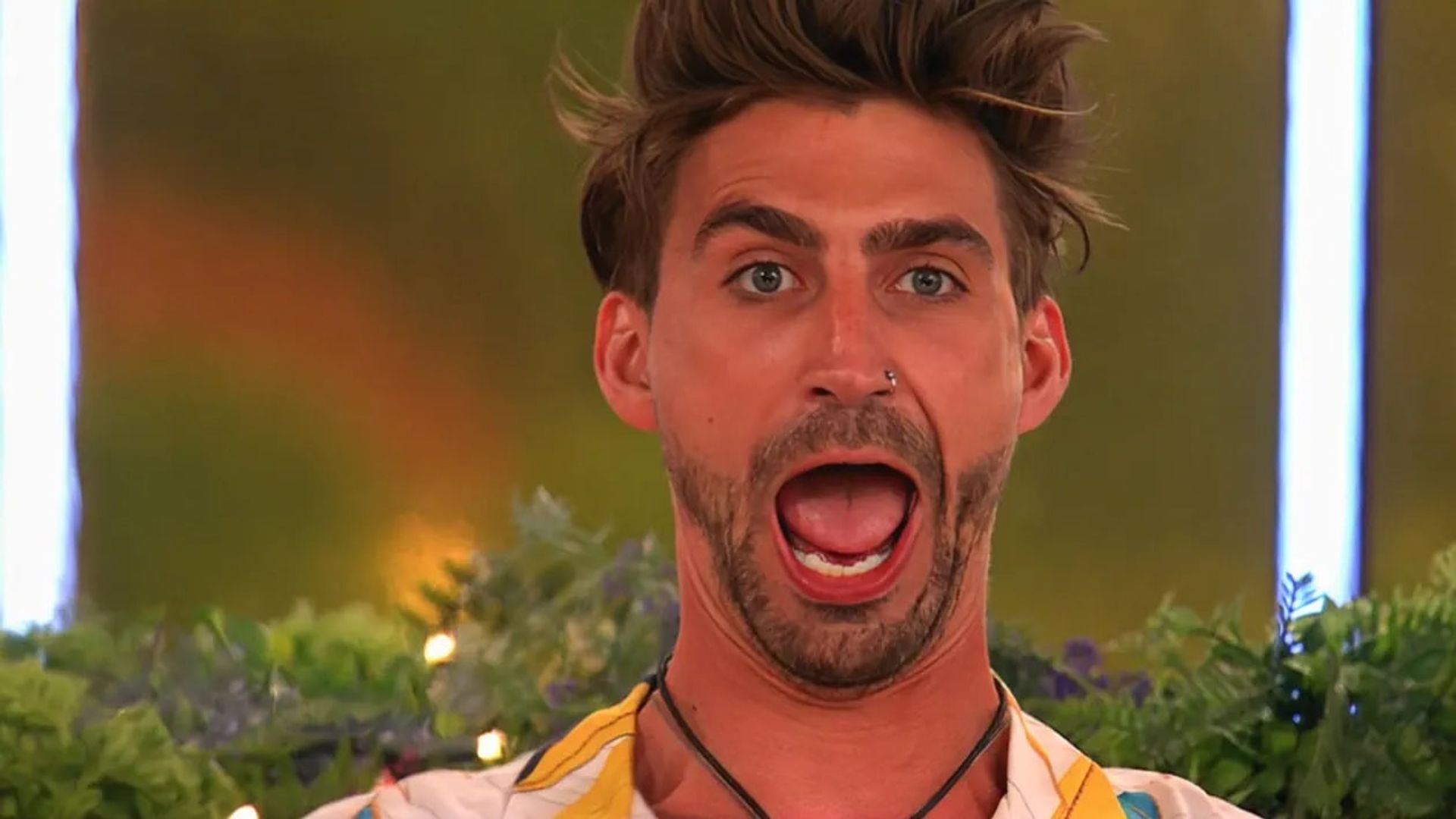 Love Island: All Stars background