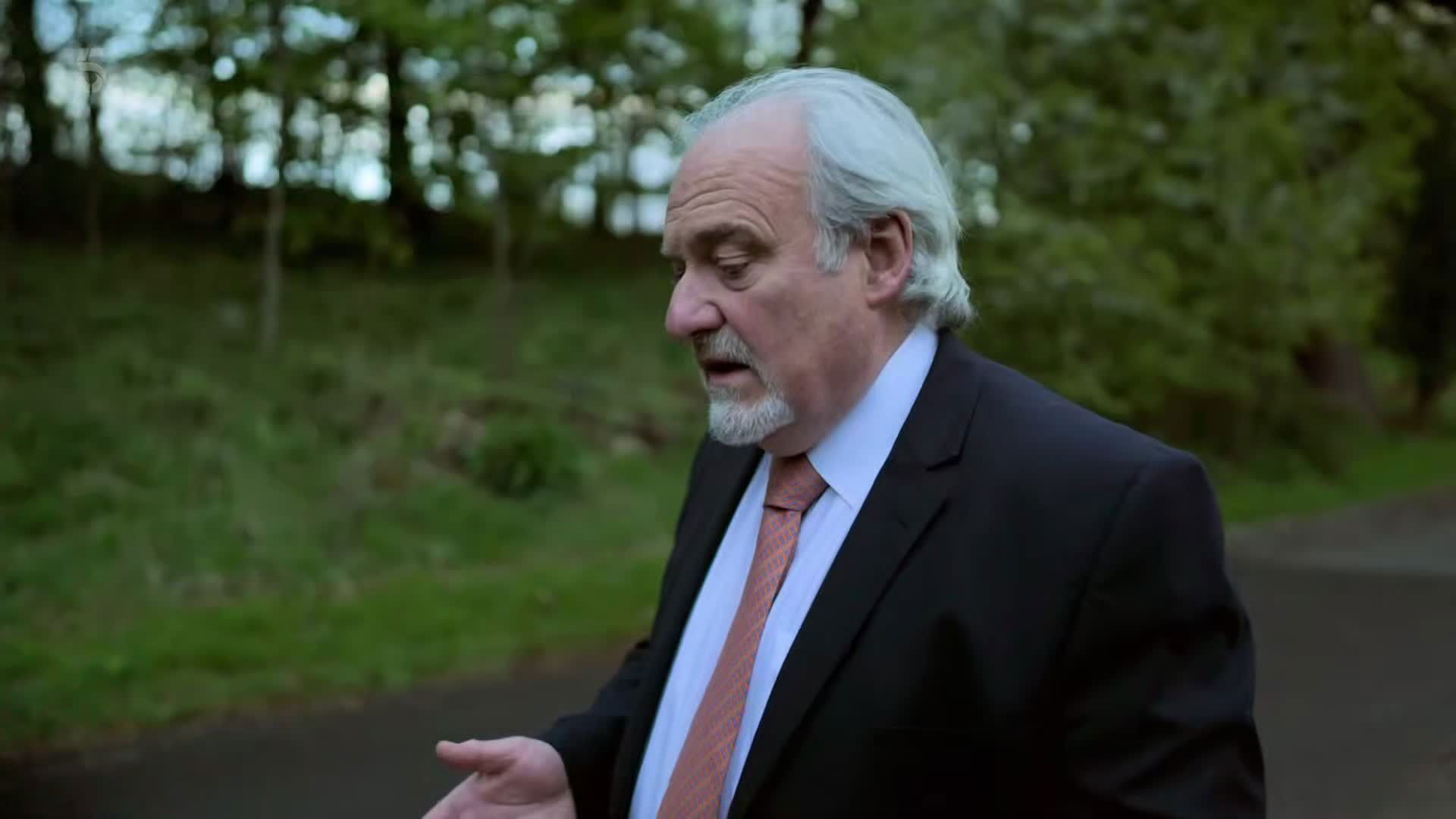 Killer at the Crime Scene background