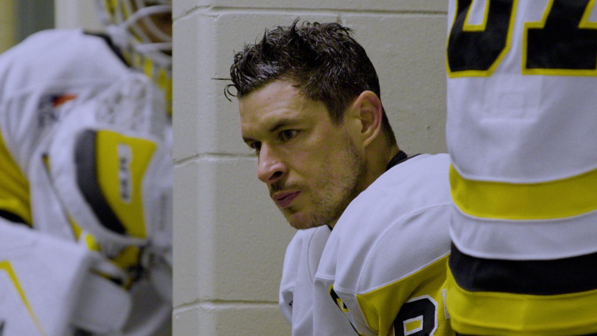 Faceoff: Inside the NHL background