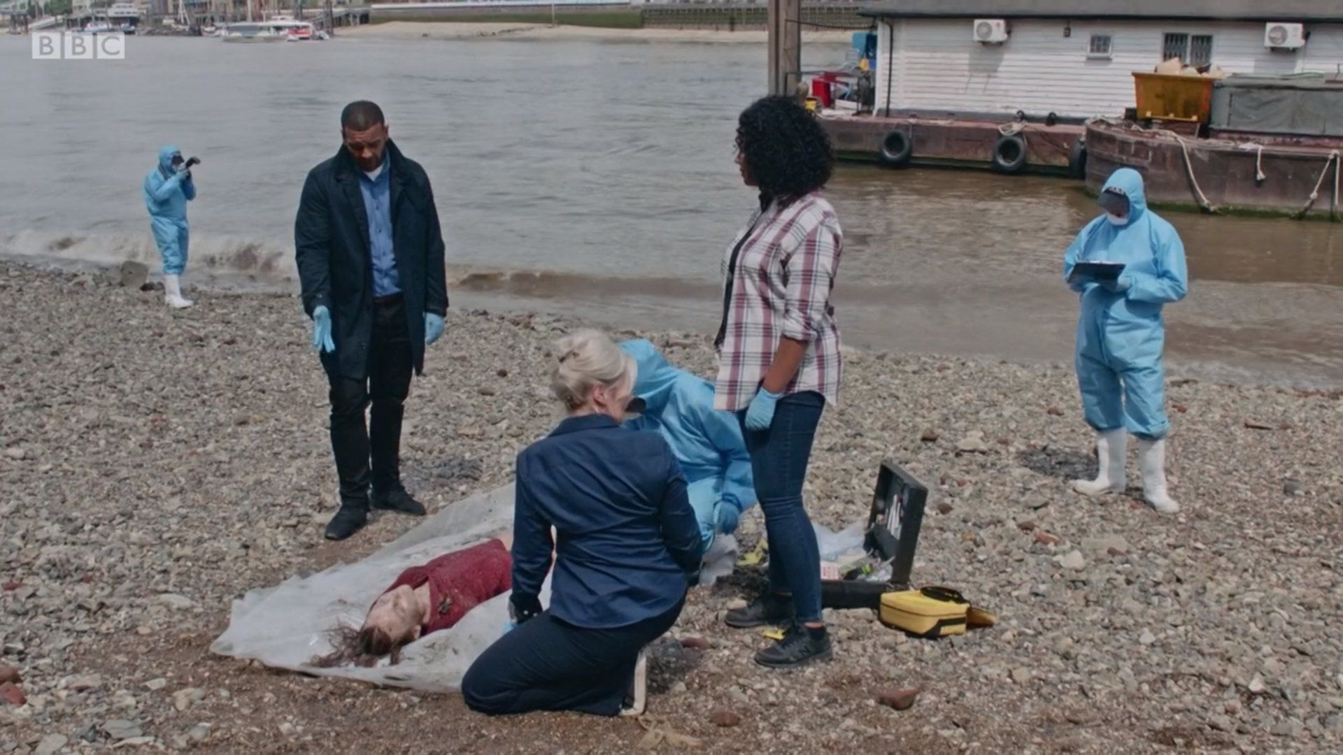 London Kills background