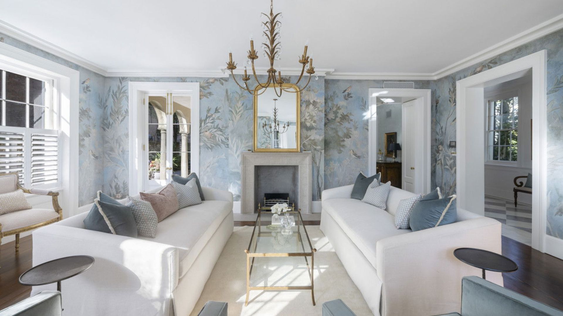 Classic Homes background