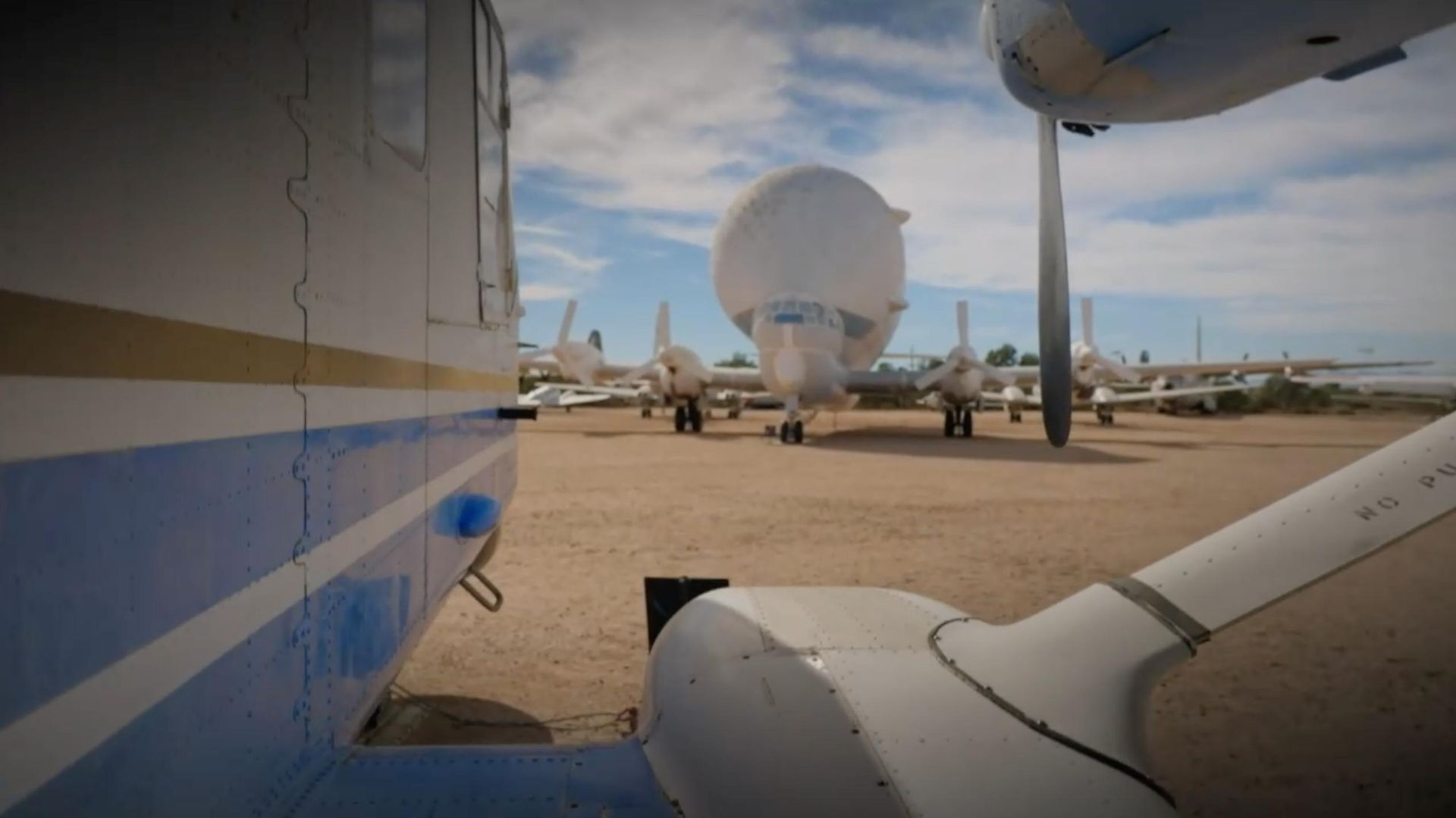 Mysteries of the Abandoned: Hidden America background