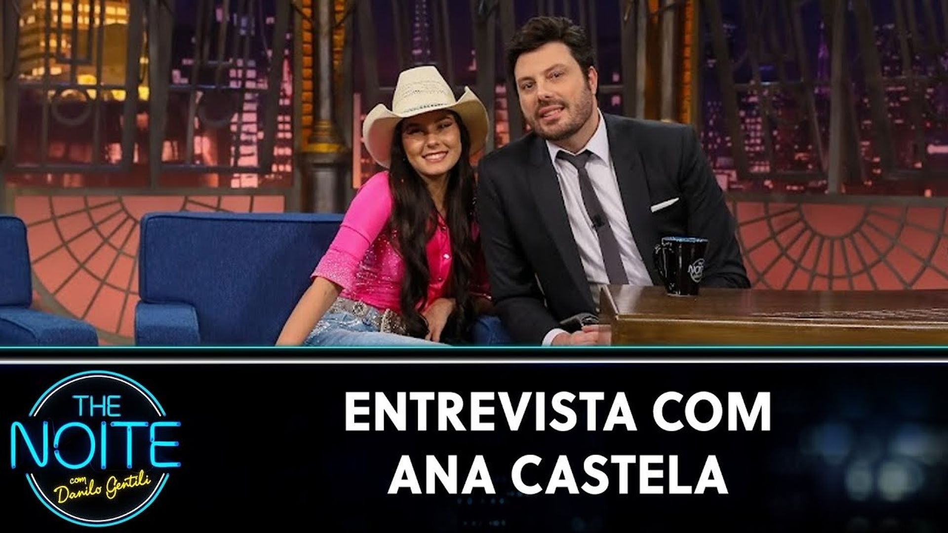The Noite com Danilo Gentili background