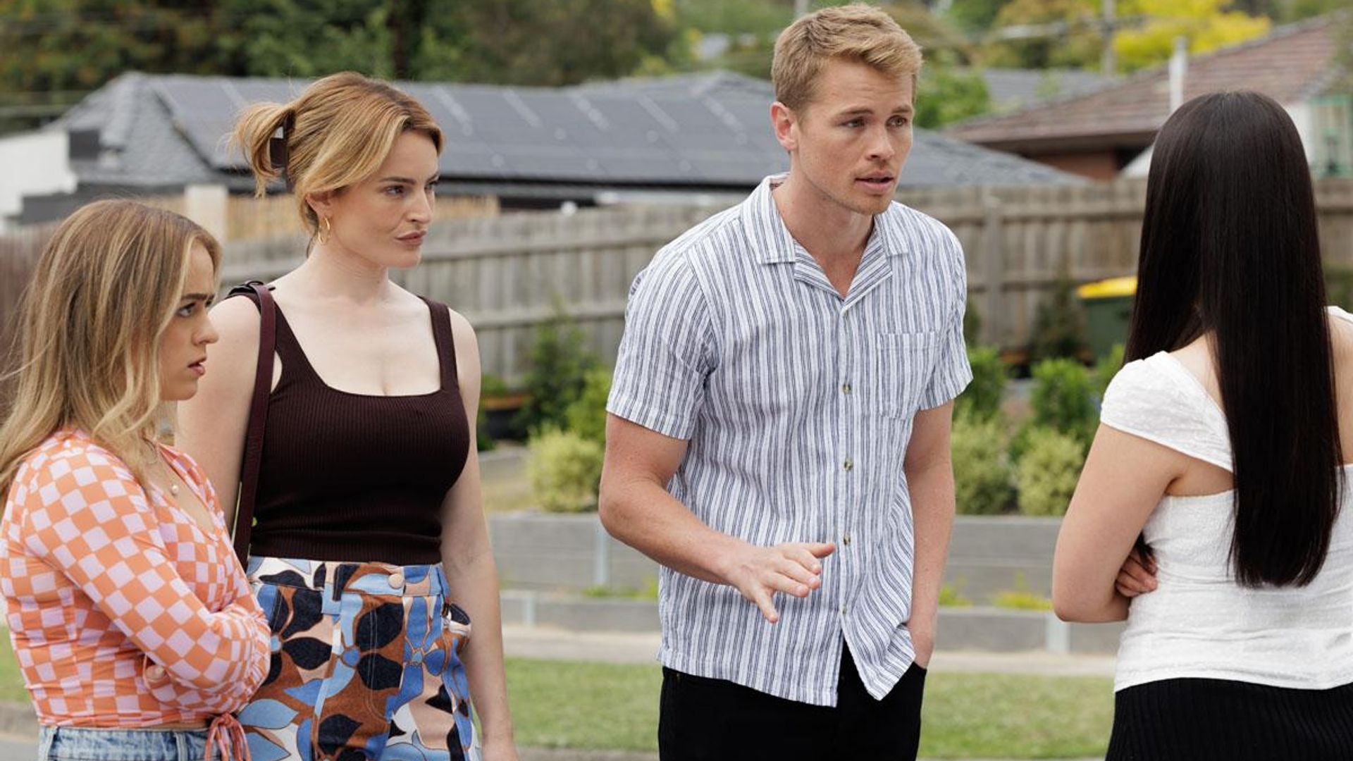 Neighbours background