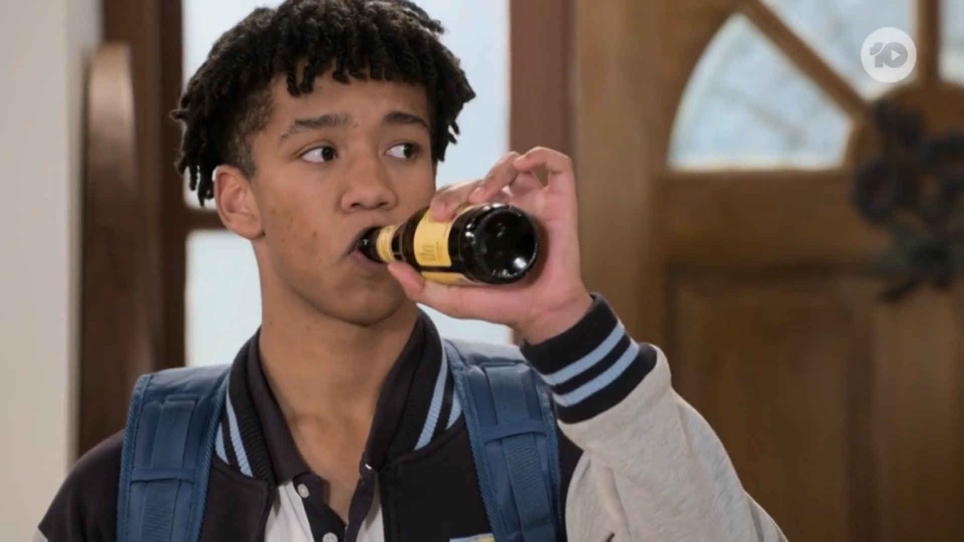 Neighbours background