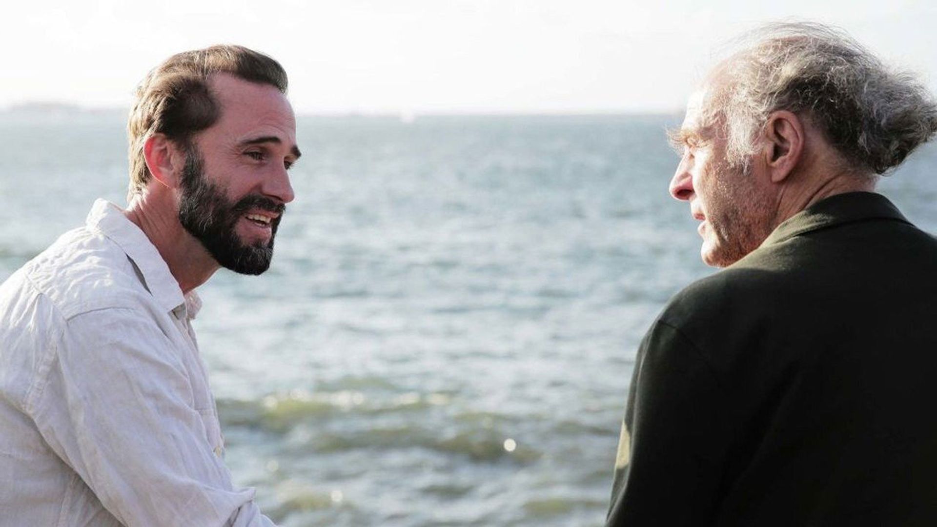 Fiennes: Return to the Nile background