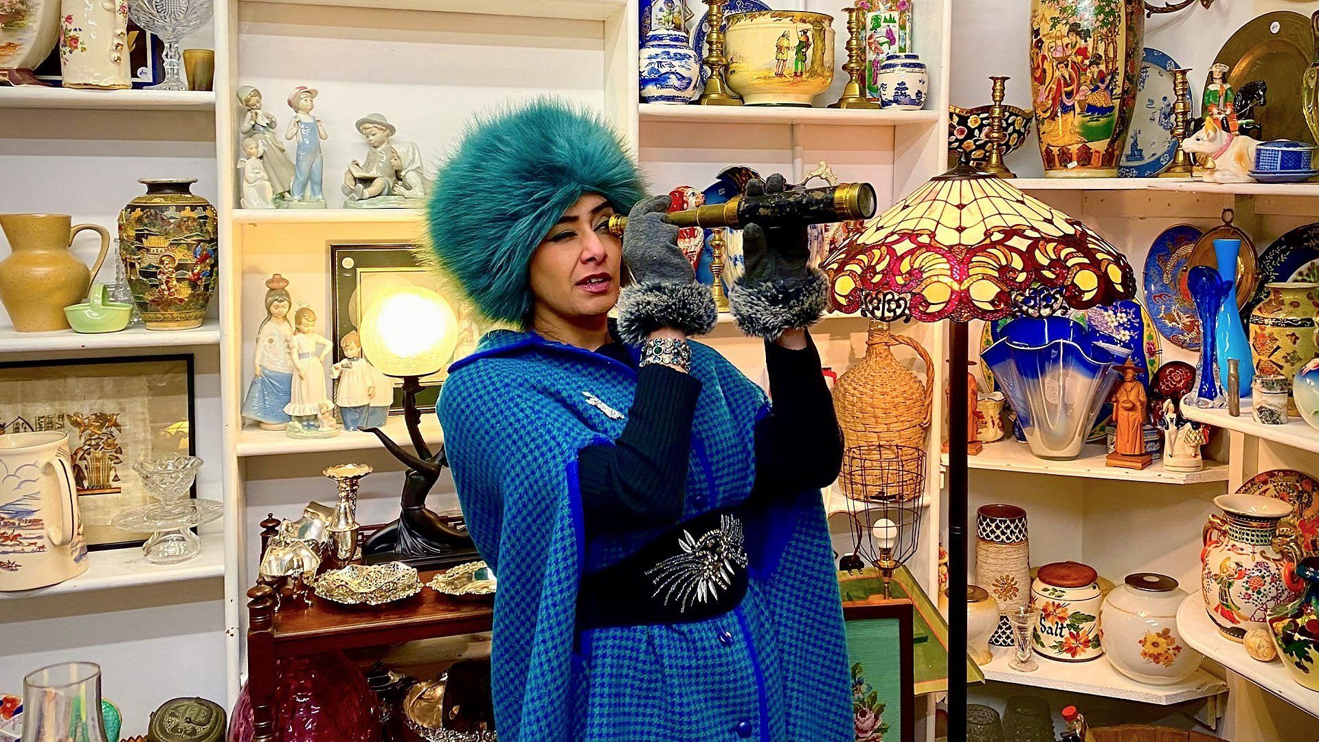 Antiques Road Trip background