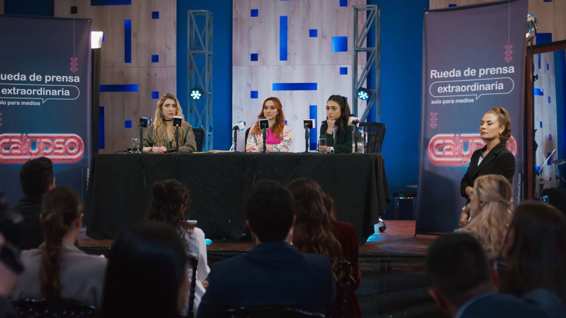 Ventino. El precio de la gloria background