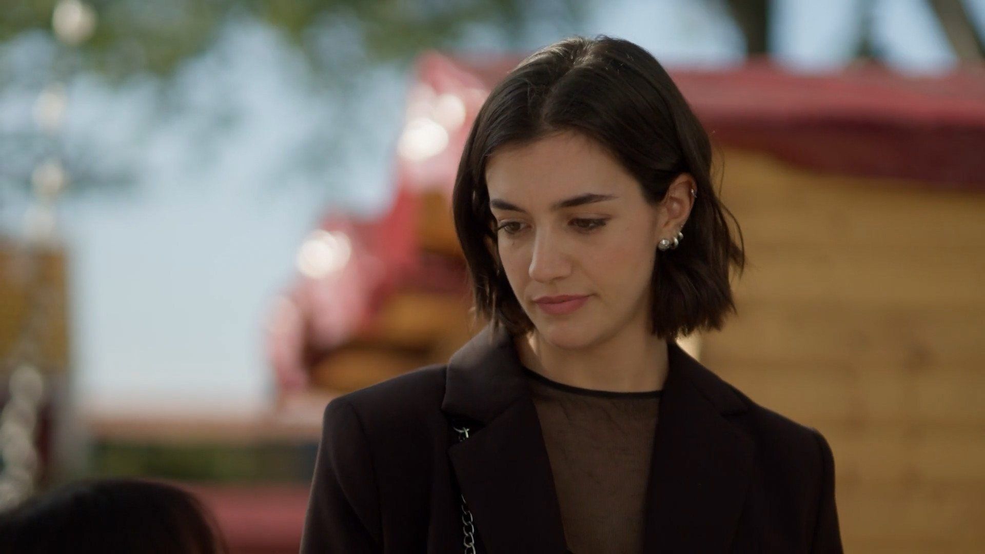 A Herança background